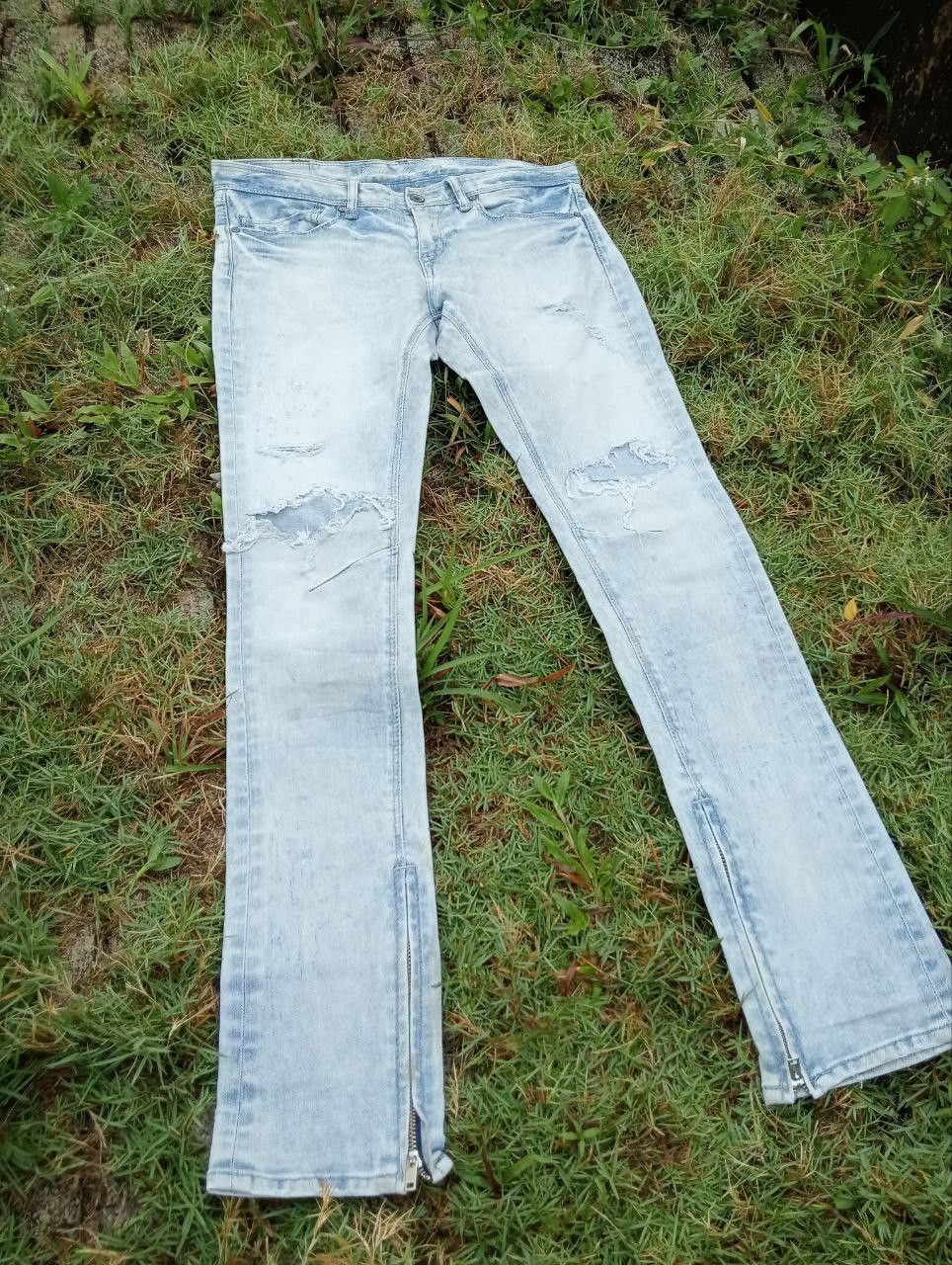 GOSTAR DE FUGA Gostar De Fuga Japan Ankle Zip Distressed Jeans Size US 33 - 3 Thumbnail