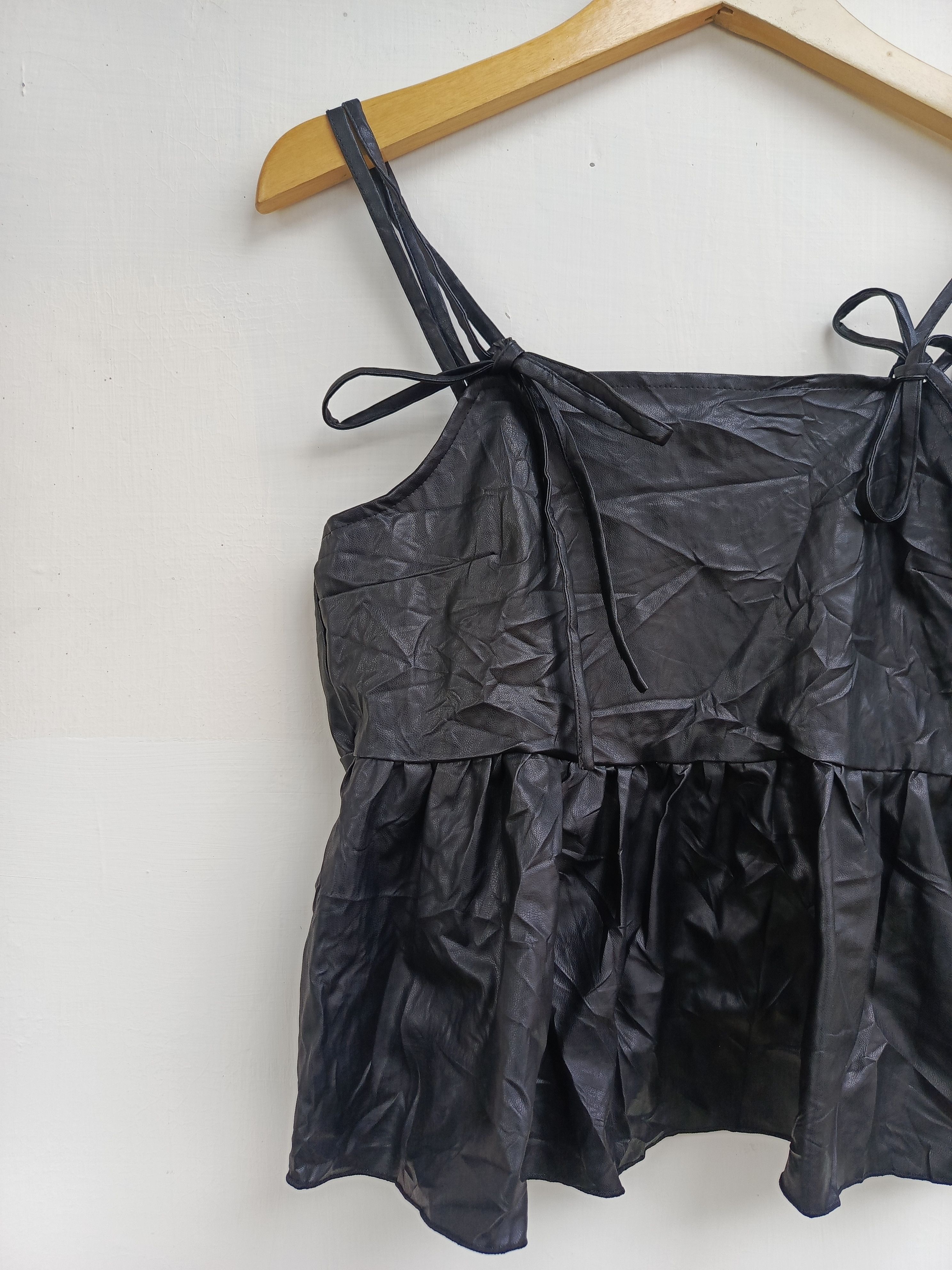 Japanese Brand GRL black tanktop Size L / US 10 / IT 46 - 2 Thumbnail