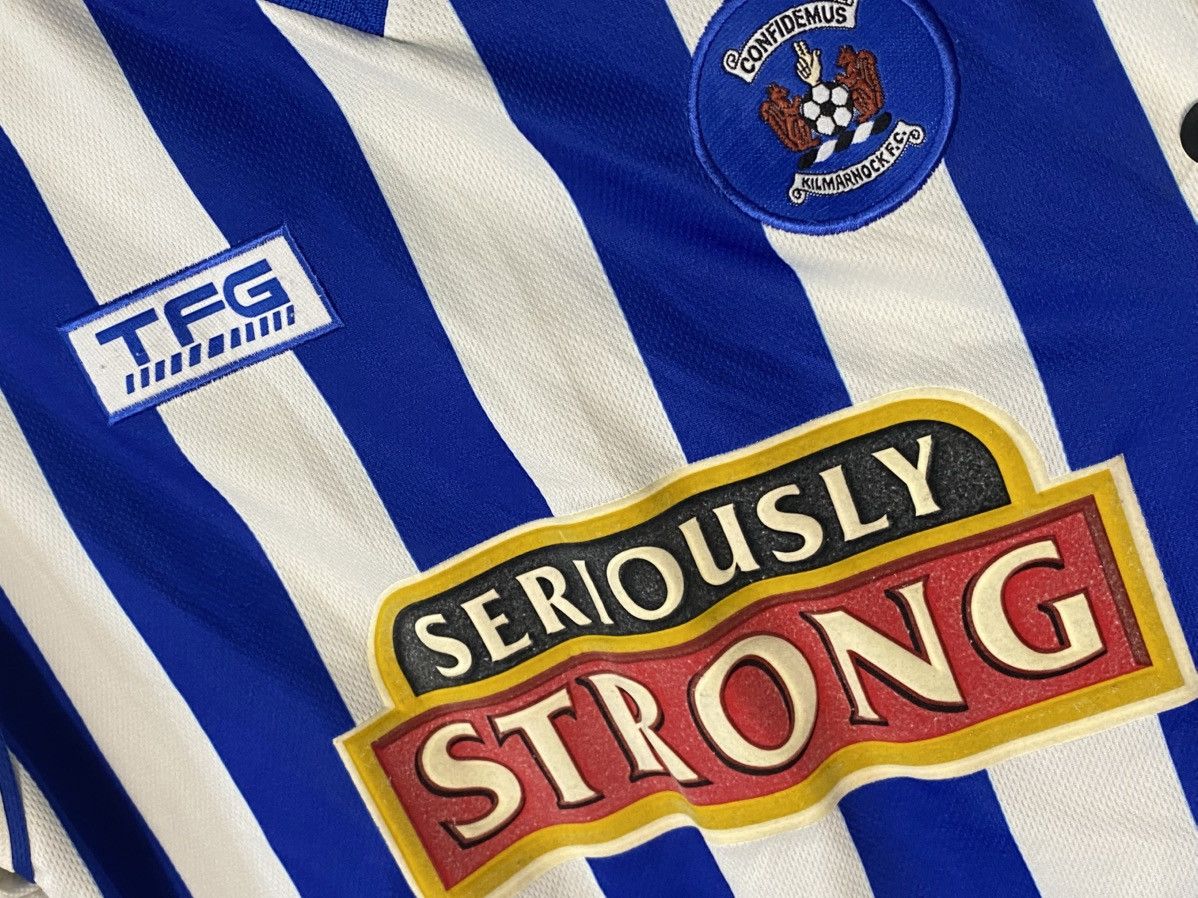 Vintage Vintage Kilmarnock TFG 2001/02 Soccer Jersey #19 Dargo Shirt Size US M / EU 48-50 / 2 - 5 Thumbnail