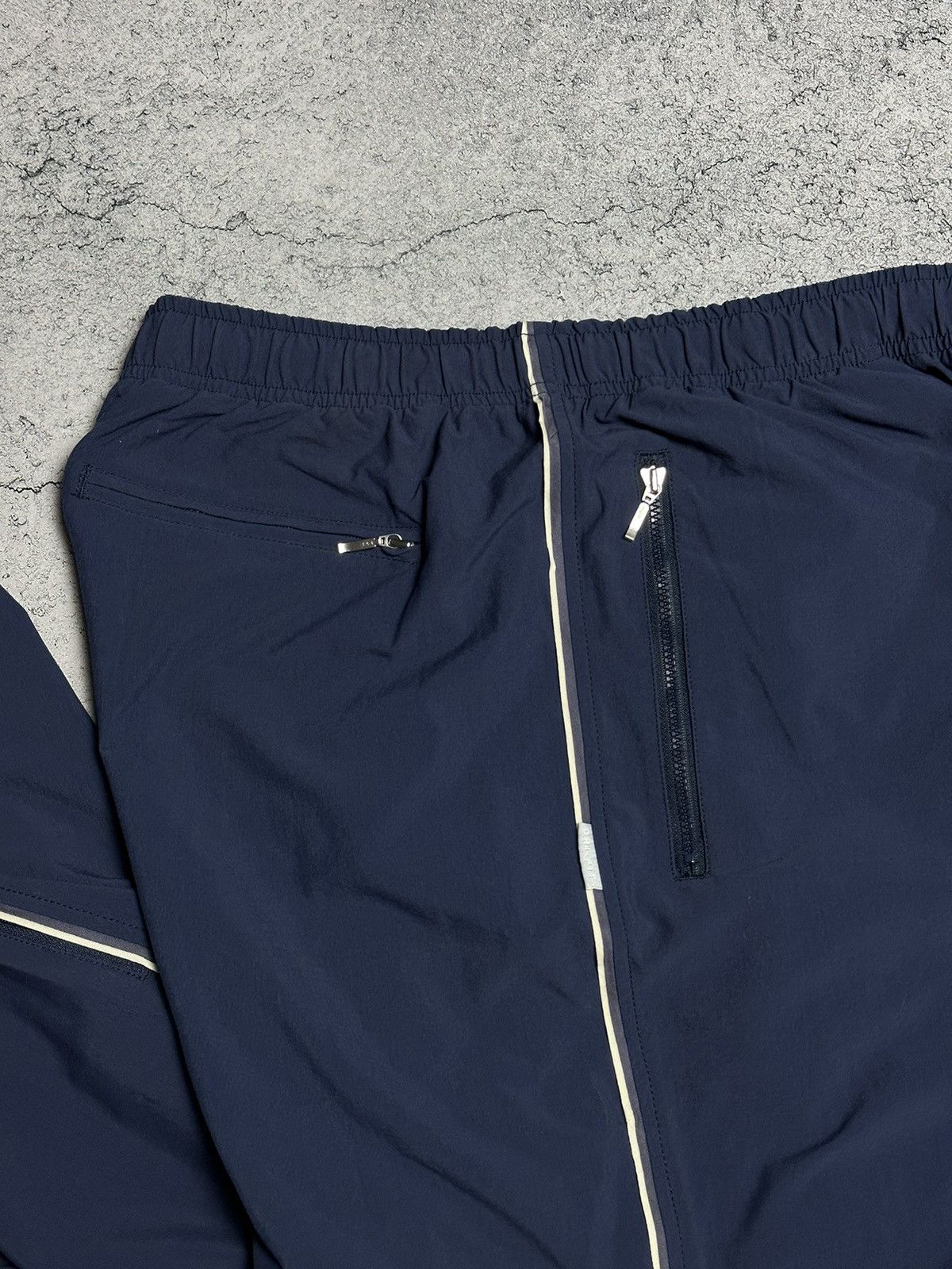 Vintage Vintage Nike Dri-Fit Nylon Track Pants Joggers Size US 34 / EU 50 - 11 Thumbnail