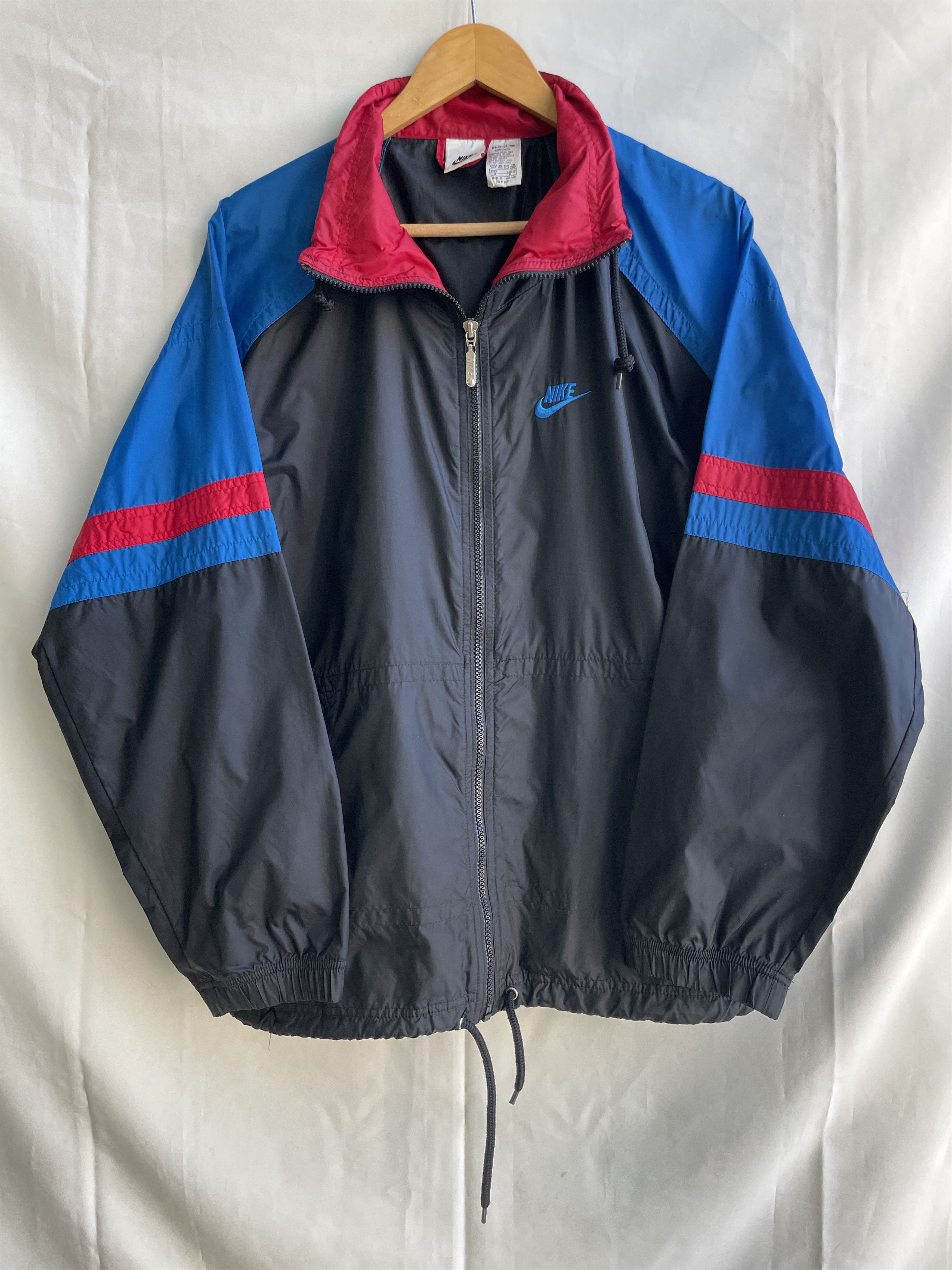 Nike Nike Vintage 90's Lightweight Nylon Windbreaker Size M Size US M / EU 48-50 / 2 - 1 Thumbnail