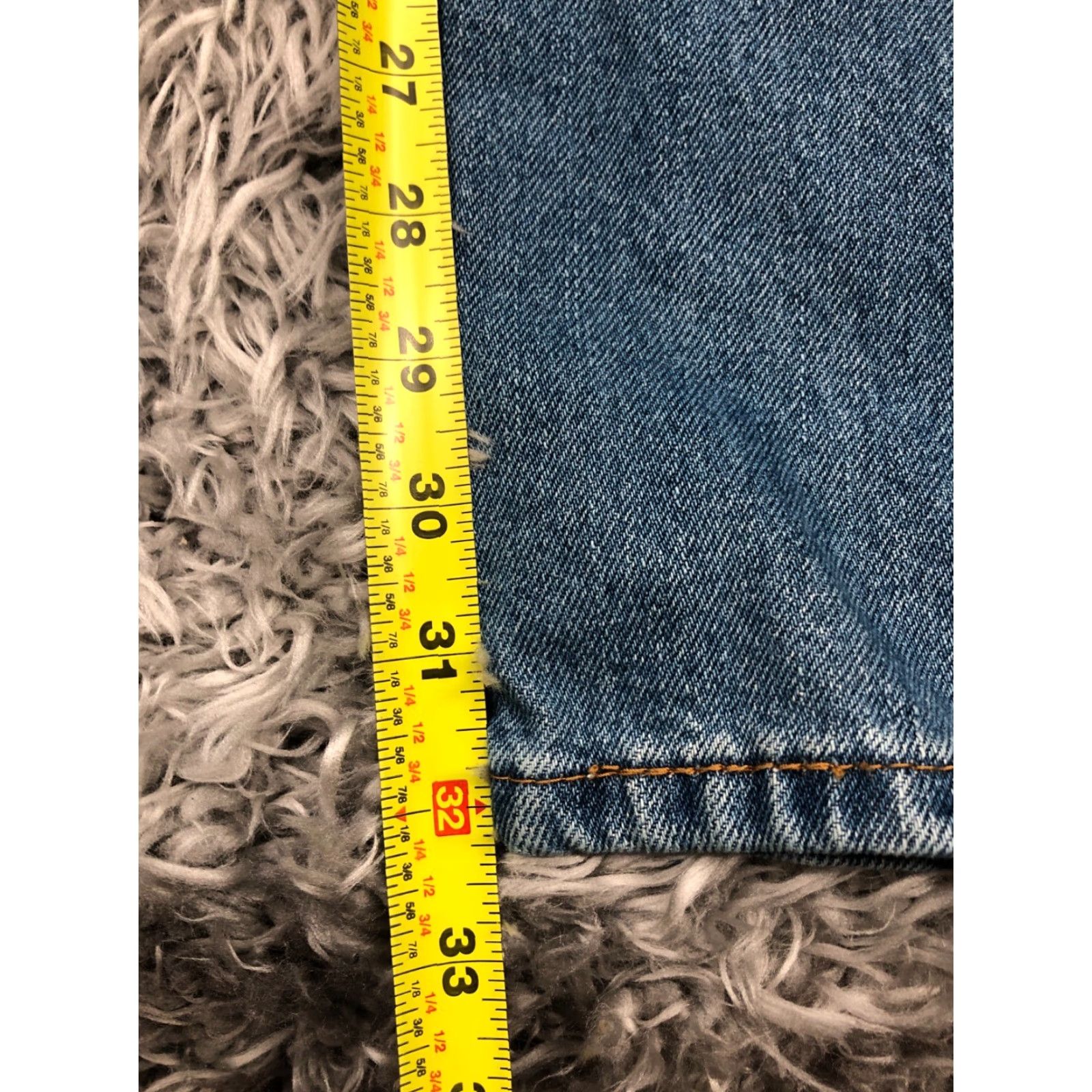 Levi's Levi's 505 Jeans Mens Regular Straight 42x32 Blue Mid Rise Denim 5-Pocket Belt Loops Cotton Blend 42 in Inseam 32in Vintage No Size US 42 / EU 58 - 3 Thumbnail