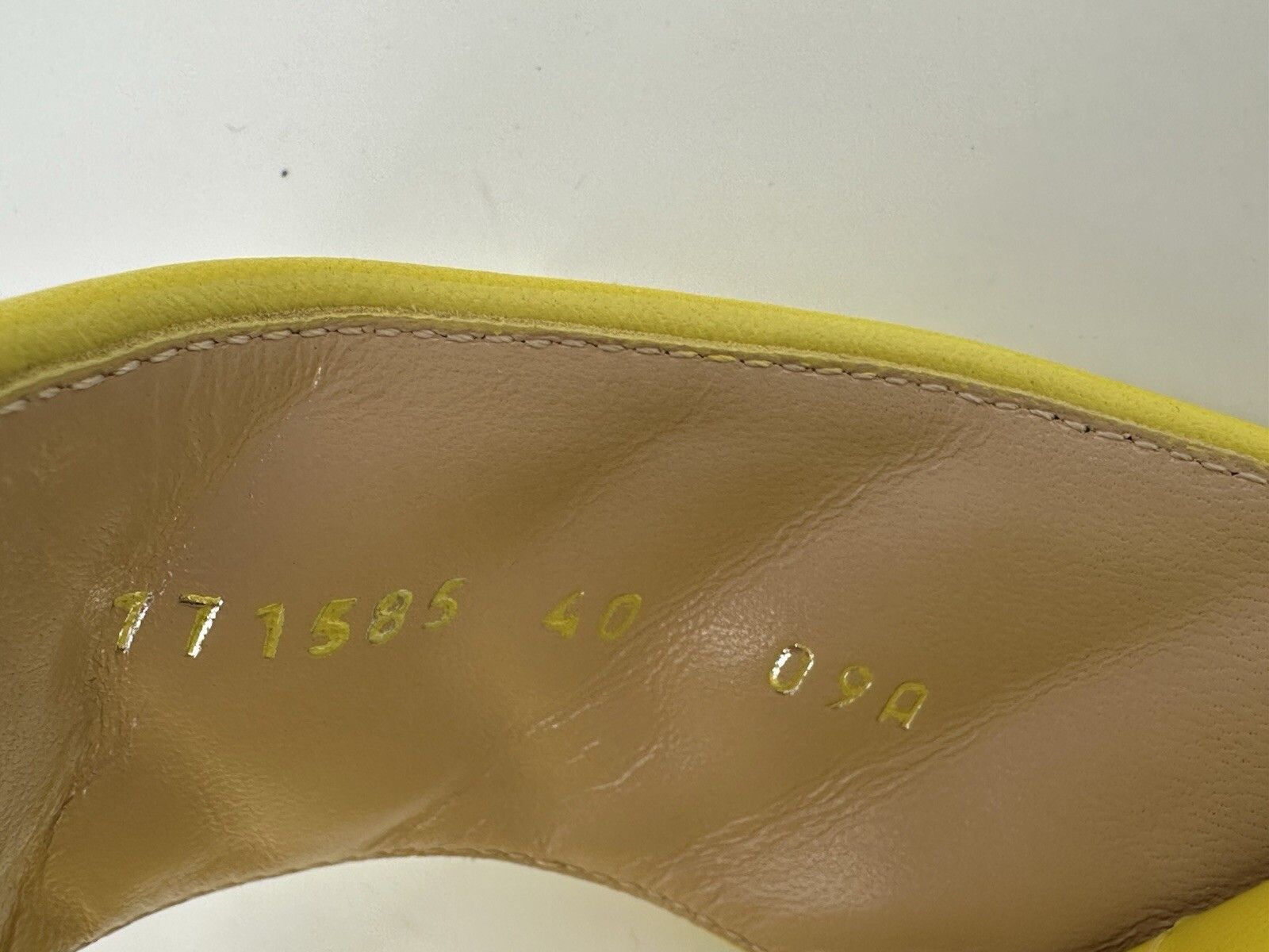 Gucci New Gucci Marmont Sandals Size-IT-40 / US-10 Size US 10 / IT 40 - 10 Thumbnail
