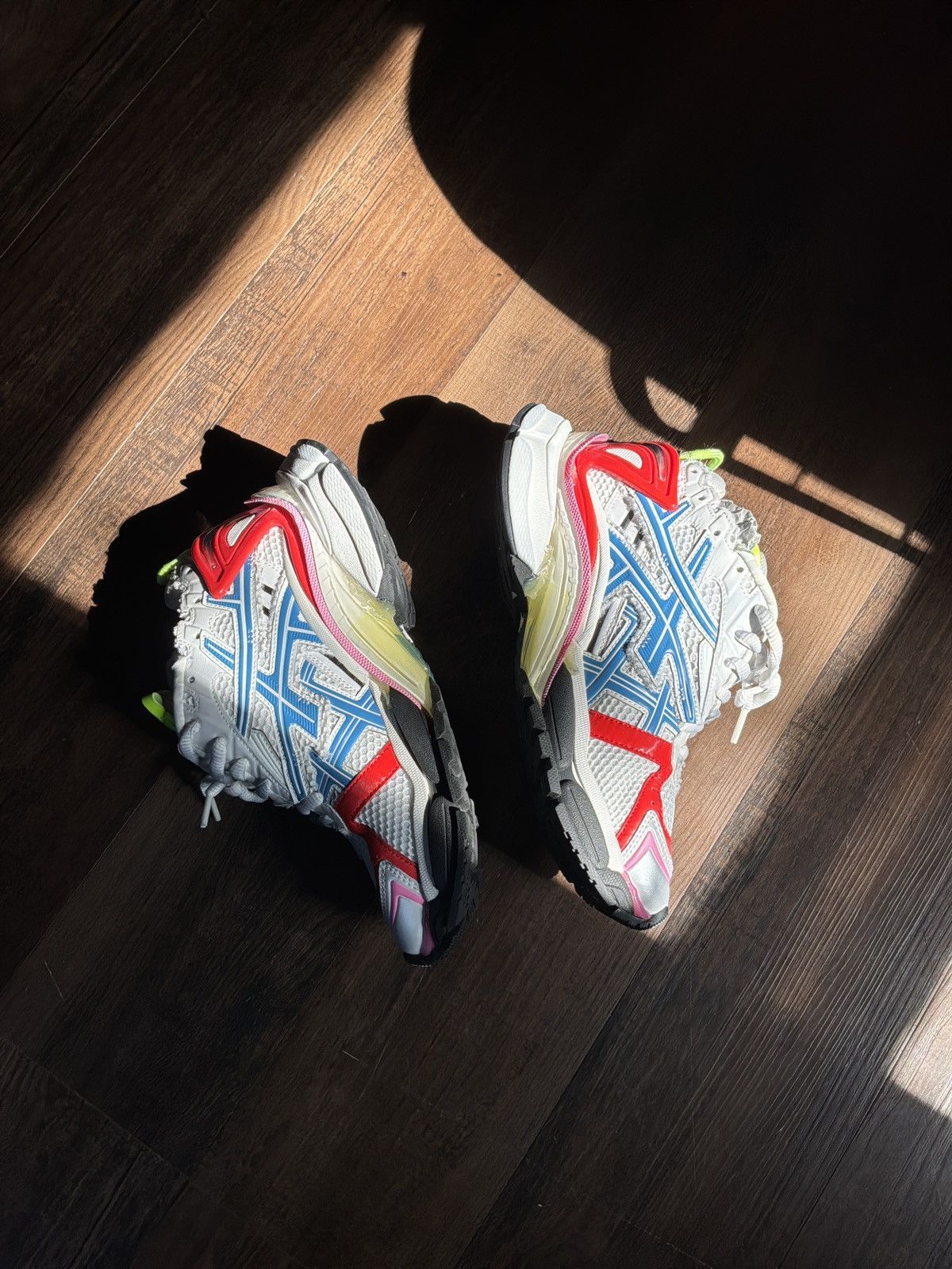 Balenciaga MEN'S RUNNER SNEAKER IN MULTICOLOR mesh and nylon Size US 8 / EU 41 - 6 Thumbnail