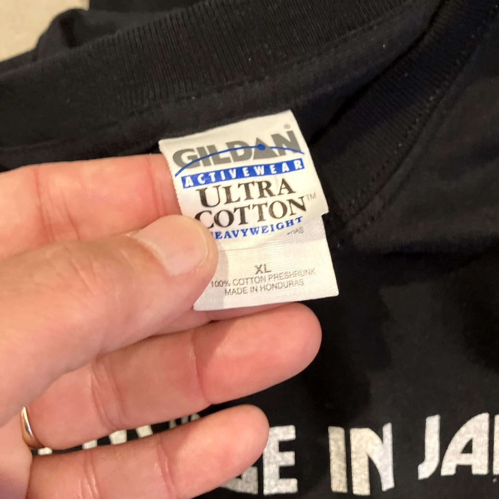 Gildan VINTAGE Gildan T-Shirt XL Black I'm Huge In Japan Short Sleeve Men Silver Writing Metal Theme Size US XL / EU 56 / 4 - 4 Thumbnail