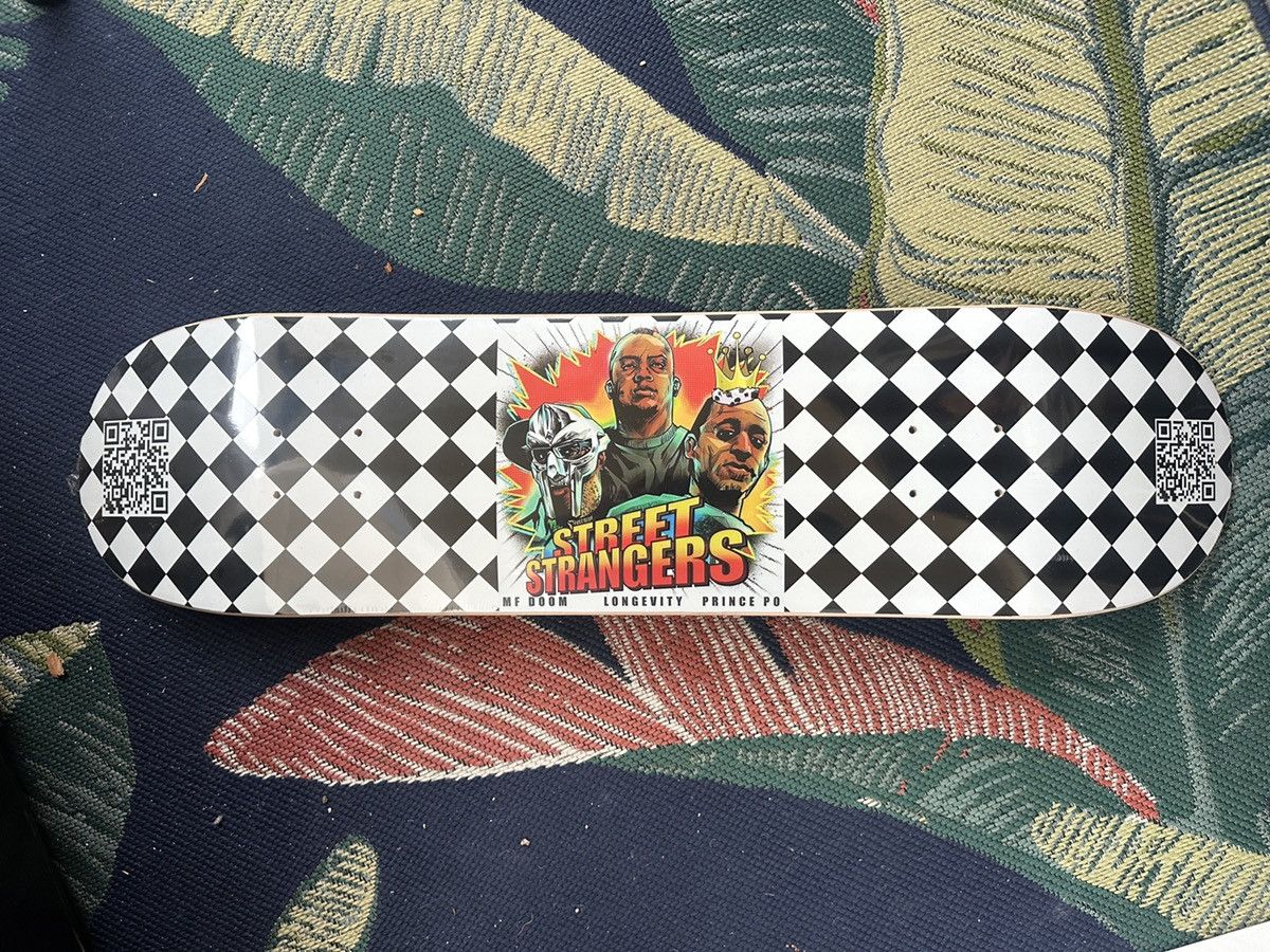 Other LONGEVITY MF DOOM PRINCE PO STREET STRANGERS Checker Skateb Size ONE SIZE - 3 Thumbnail
