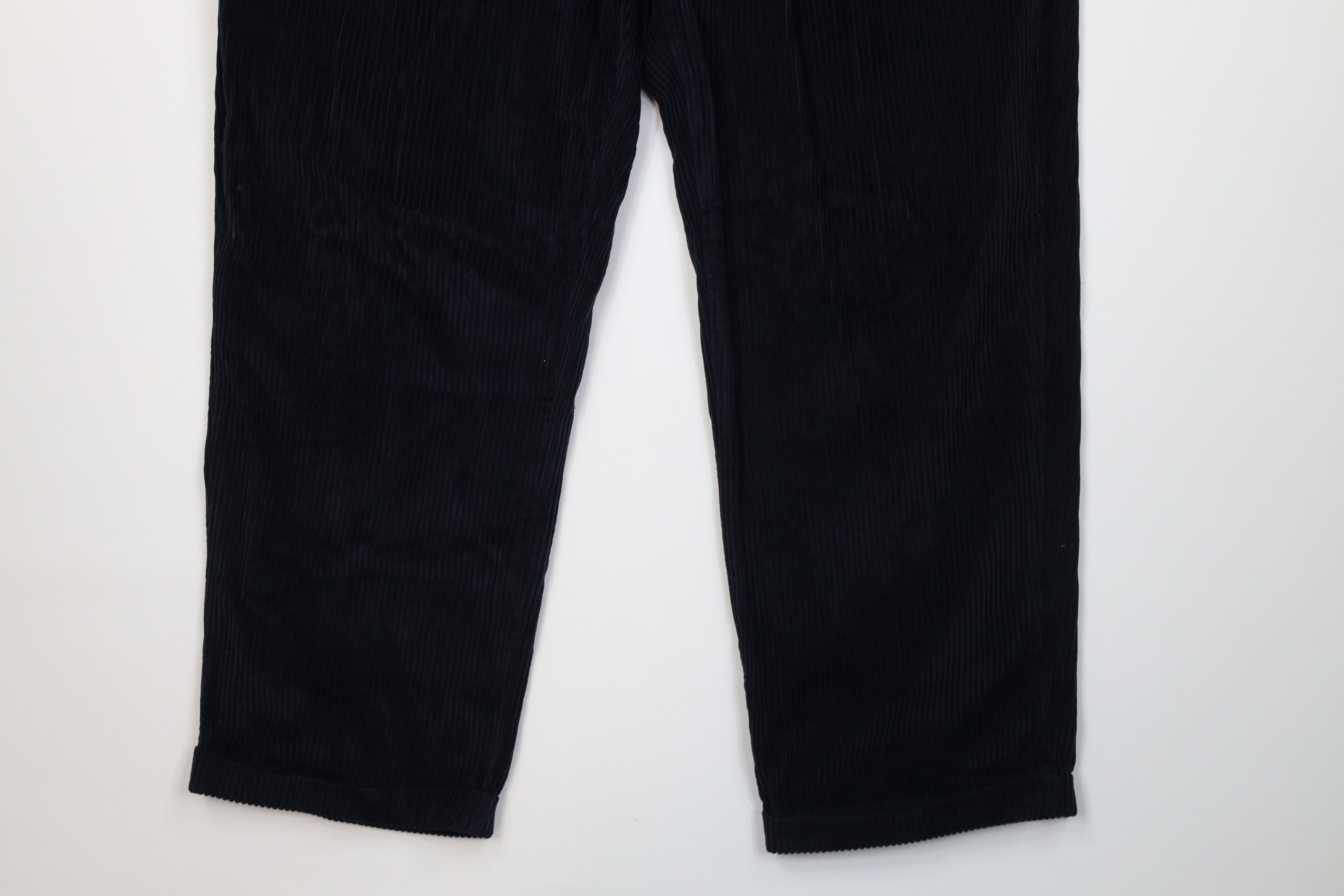Eddie Bauer Vintage 90s Eddie Bauer Wide Leg Corduroy Pants Navy Blue Size US 38 / EU 54 - 4 Thumbnail
