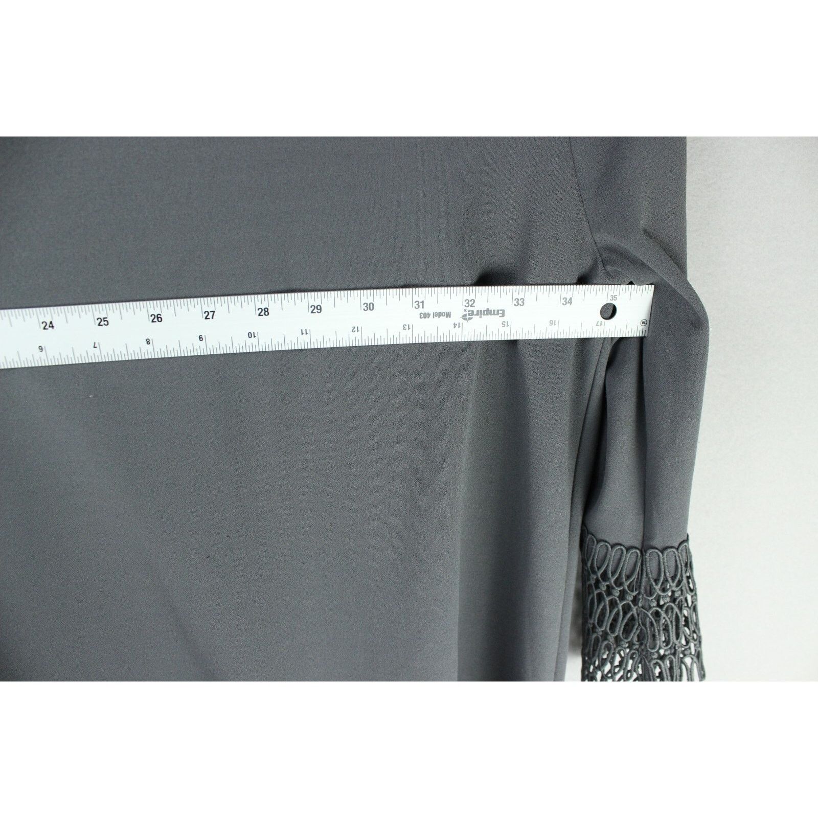 Ann Taylor Ann Taylor Factory Blouse Gray - Lace Cuff - Small Size S / US 4 / IT 40 - 5 Thumbnail