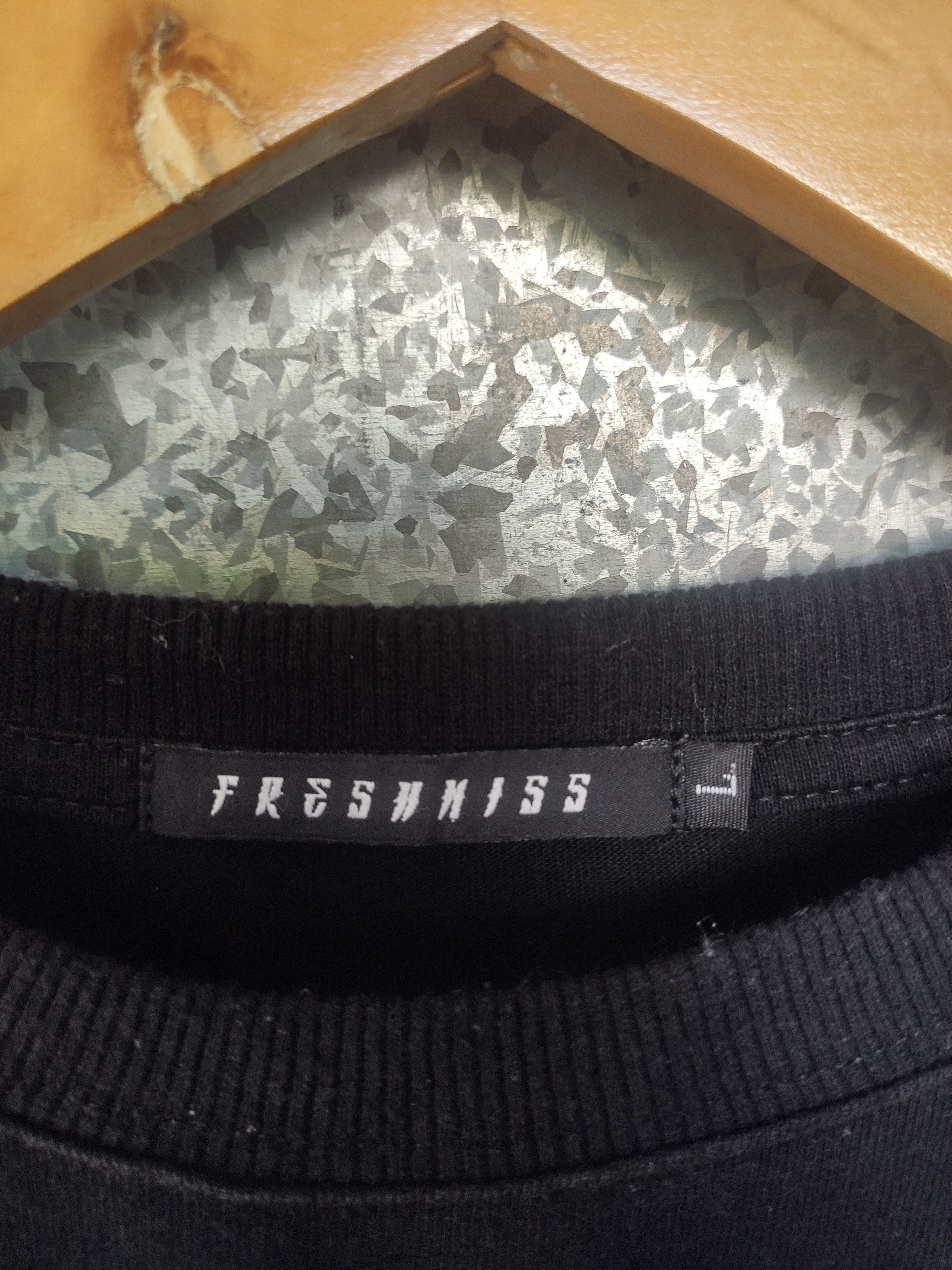 Japanese Brand Freshniss t shirt long sleeve Size US L / EU 52-54 / 3 - 7 Thumbnail