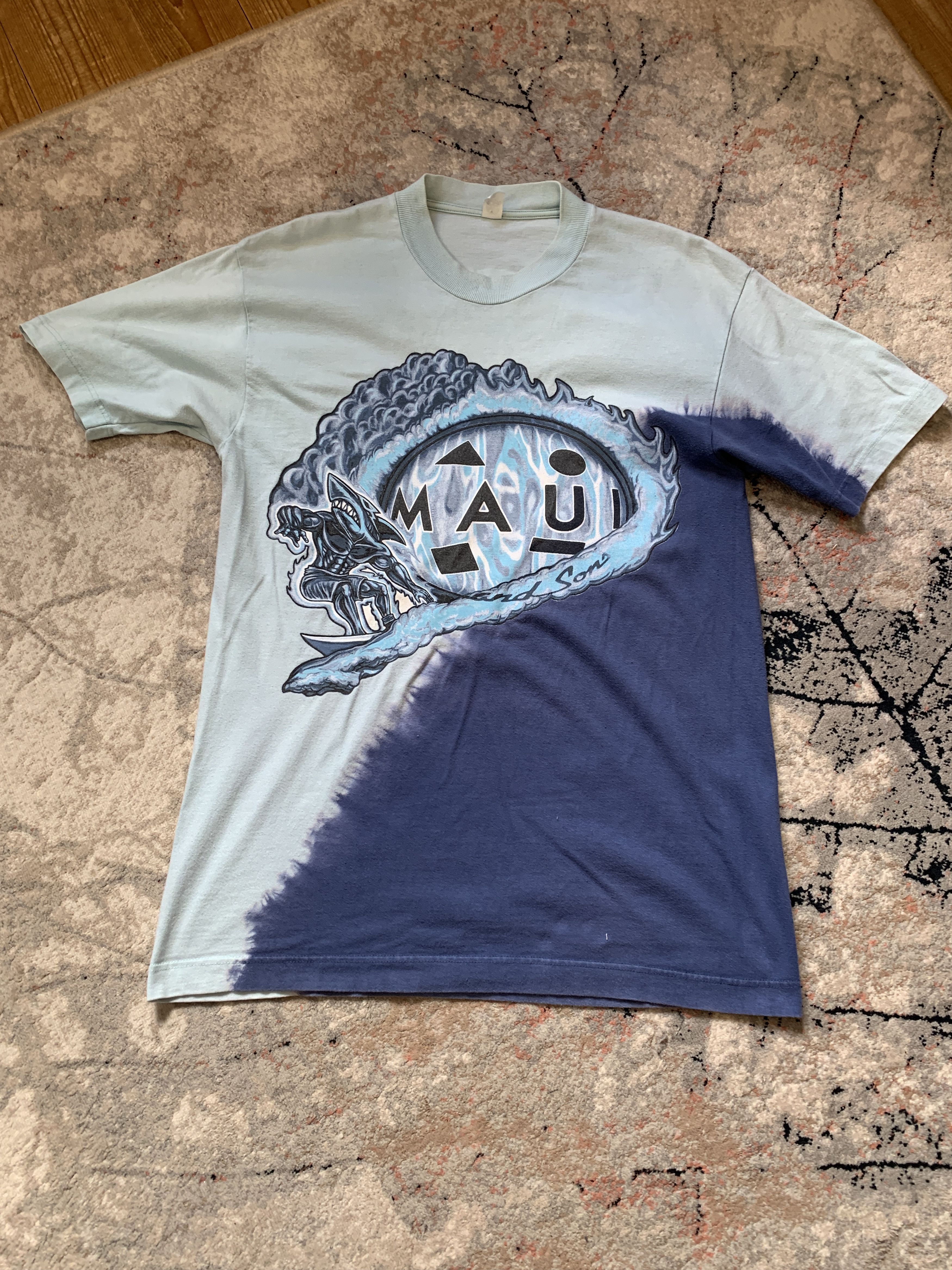 Maui and Sons Maui Shark Surf Vintage Tee Size US S / EU 44-46 / 1 - 2 Thumbnail