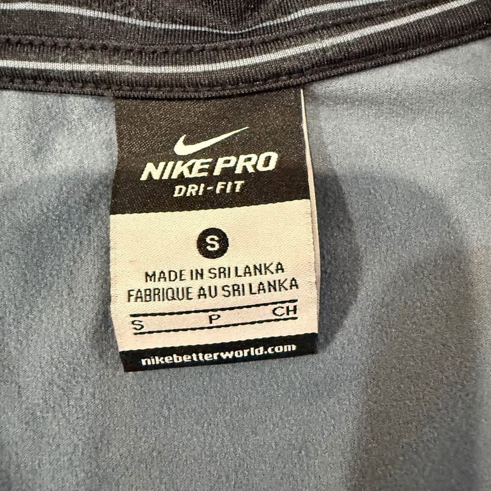 Nike Nike Pro DriFit HalfZip Pullover Athletic Top Women Small Size S / US 4 / IT 40 - 4 Thumbnail