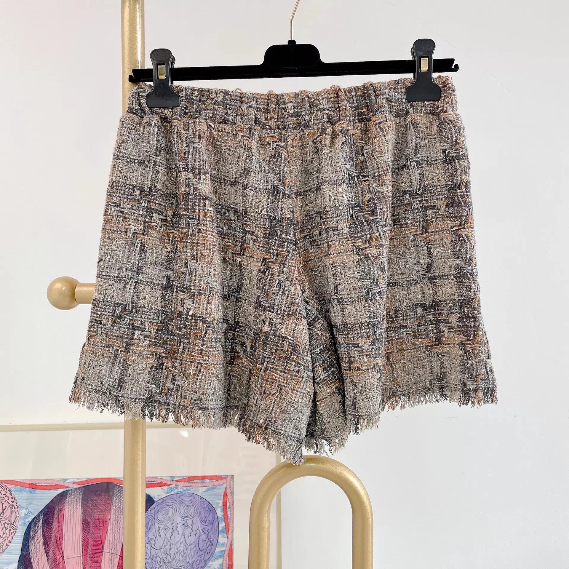 Chanel CHANEL Greek Collection Woven Tweed Shorts 36 Size 26" / US 2 / IT 38 - 2 Thumbnail