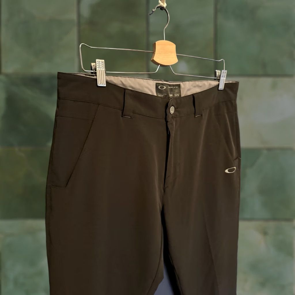 Oakley Oakley Chino Pants Black Size 34/32 Mens Y2K Size US 34 / EU 50 - 1 Thumbnail