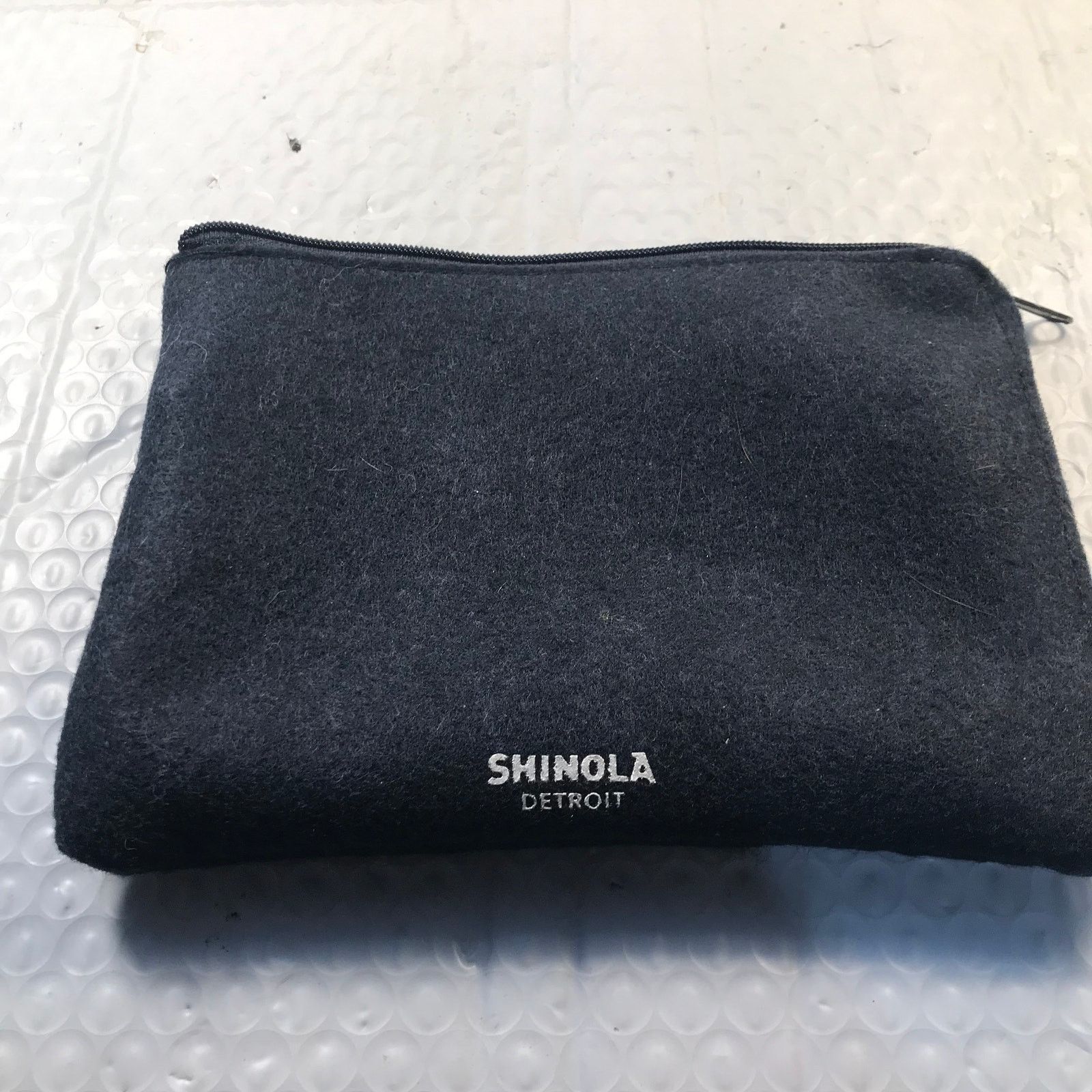 Shinola SHINOLA DETROIT Travel Case Blue Felt Zip Closure Size ONE SIZE - 1 Thumbnail