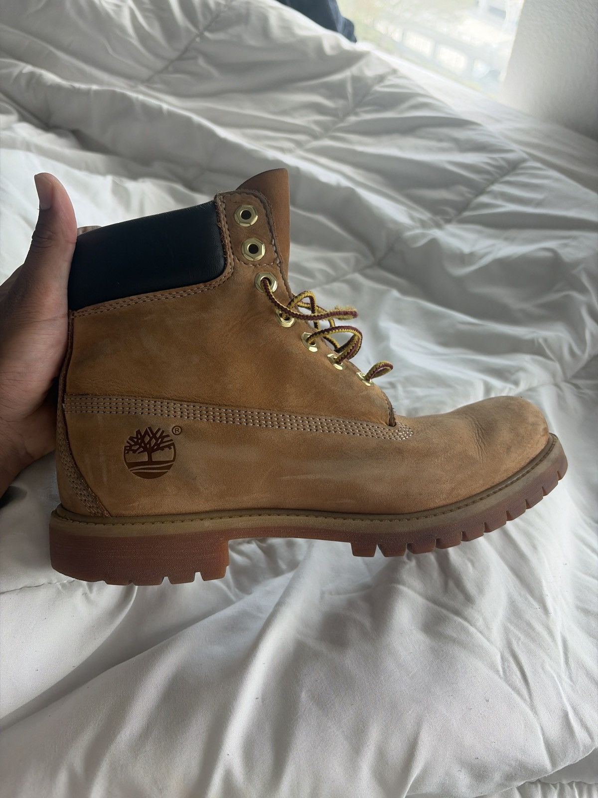 Timberland used butter timbs Size US 9 / EU 42 - 1 Thumbnail