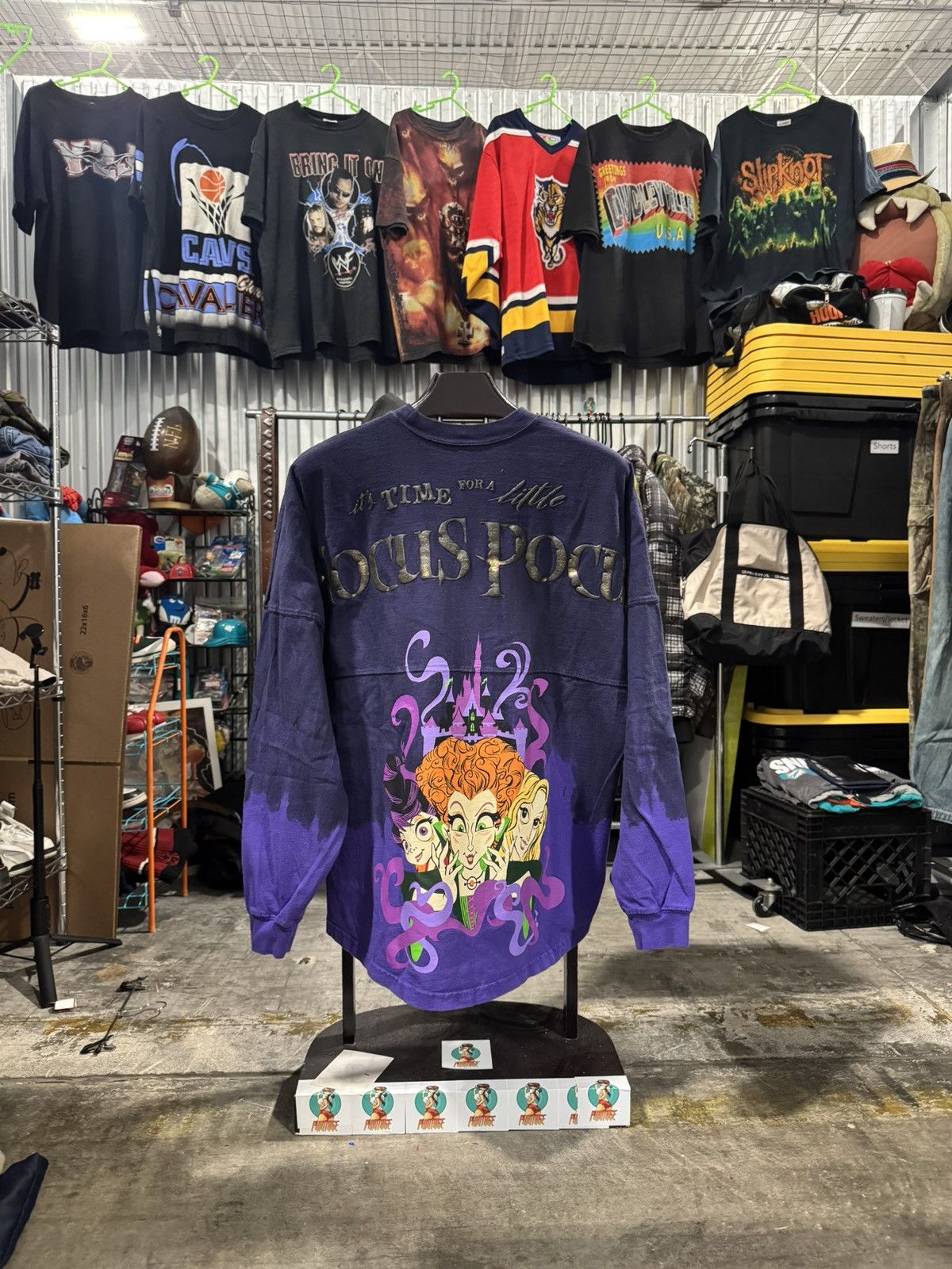 Disney Disney Hocus Pocus Halloween Spirit Jersey Large Size US L / EU 52-54 / 3 - 1 Thumbnail