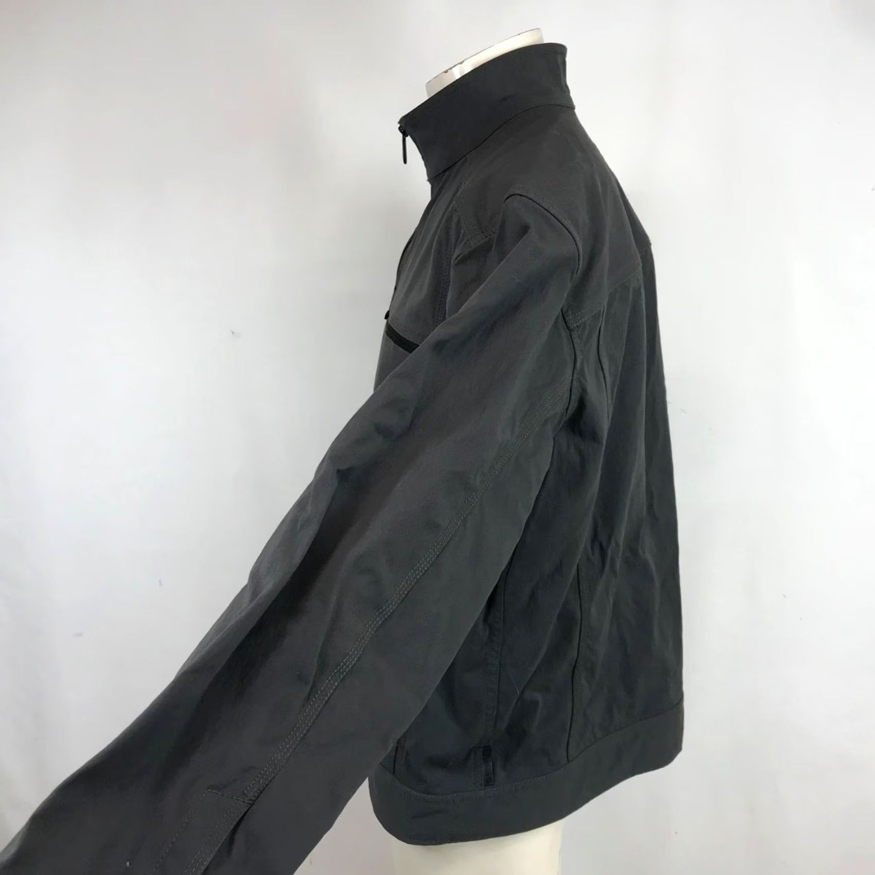 Mountain Hardwear VINTAGE Mountain Hardwear Mens Large Gray Full Zip Nylon Blend Jacket Coat Size US L / EU 52-54 / 3 - 4 Thumbnail