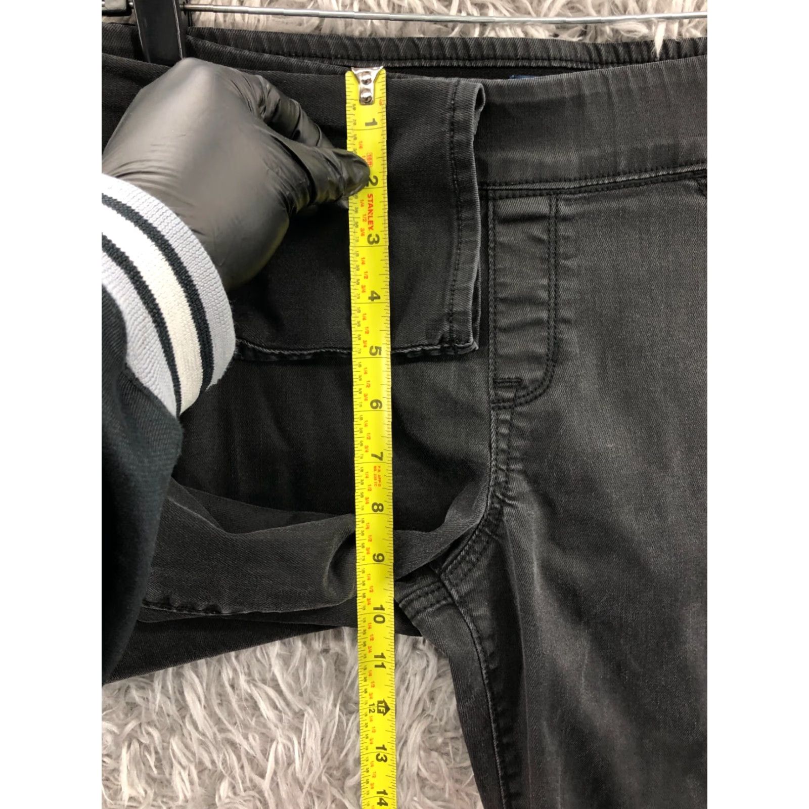 Old Navy Old Navy Rockstar Jegging Dark Wash Black 6 Womens Jeans Regular Rise 28in Inseam Denim Cotton Belt Loops 5-Pocket Zipper Button Size 28" / US 6 / IT 42 - 4 Thumbnail