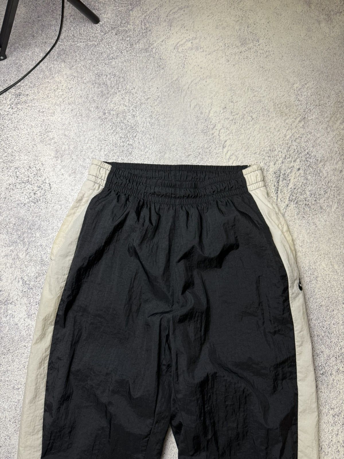 Nike Vintage Nike Nylon Drill Pants Y2K Black Size US 34 / EU 50 - 3 Thumbnail