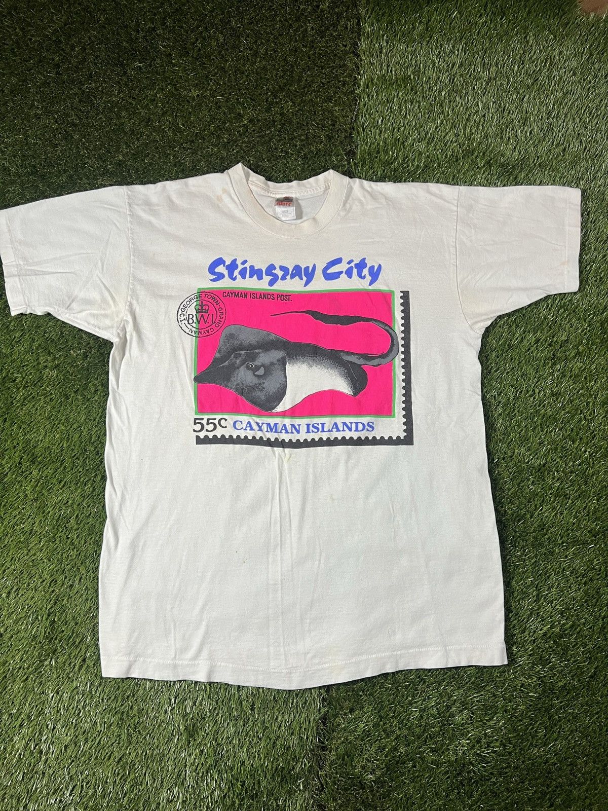 Vacation × Vintage Vintage 90s Vibrant Cayman Island Stingray Save Our Seas Tee Size US XXL / EU 58 / 5 - 1 Thumbnail