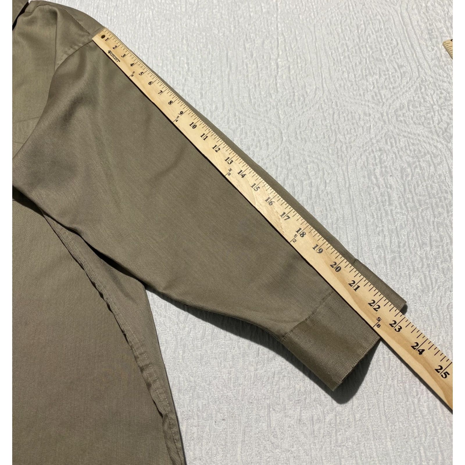 Arrow Arrow Shirt Mens XL Brown Pique Button-Down Long Sleeve Classic Feat: All Seasons, Easy Care, Pockets Size US XL / EU 56 / 4 - 6 Thumbnail