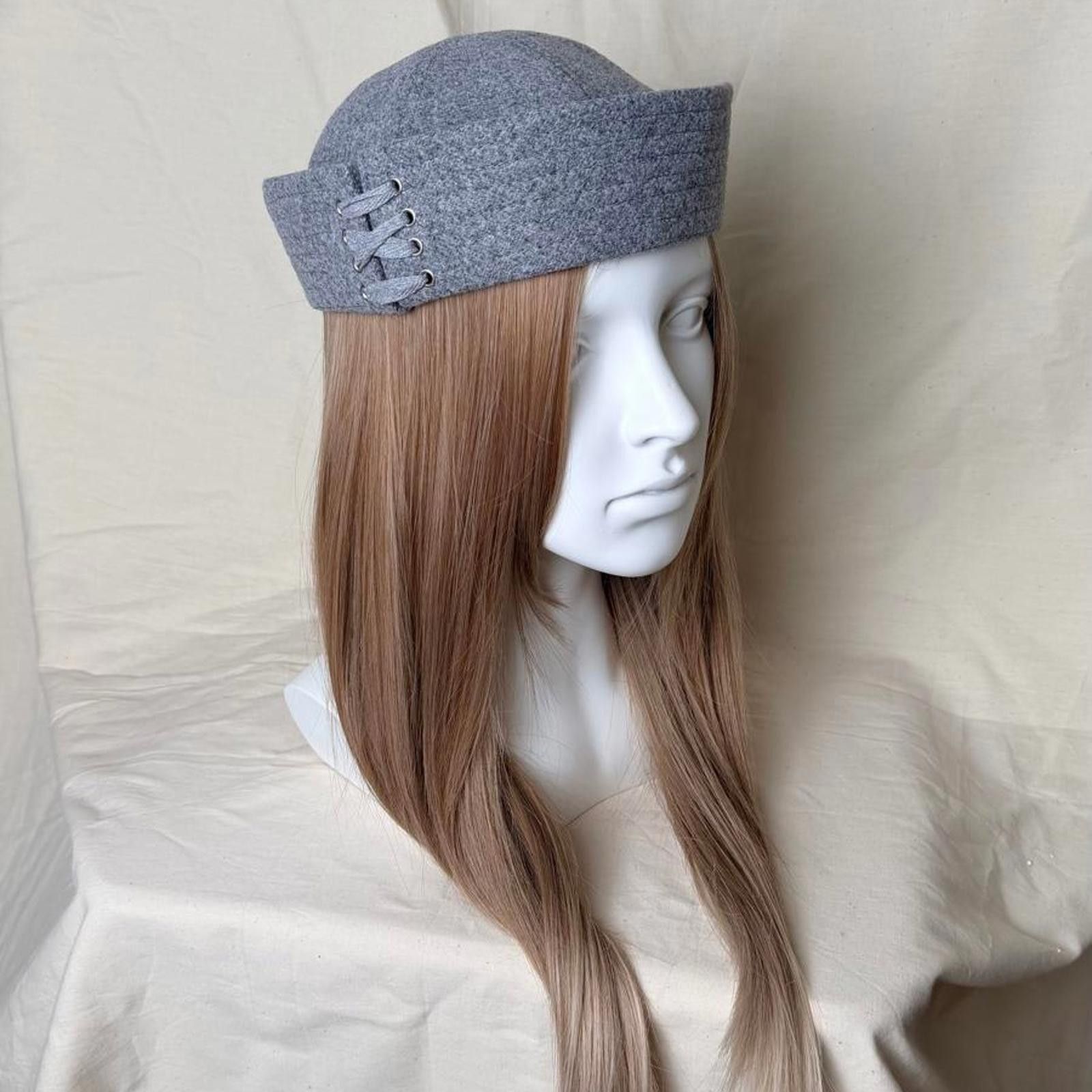 Japanese Brand Grey Wool Eyelet Beret Sailor Hat Y2K French Girl Size ONE SIZE - 1 Thumbnail