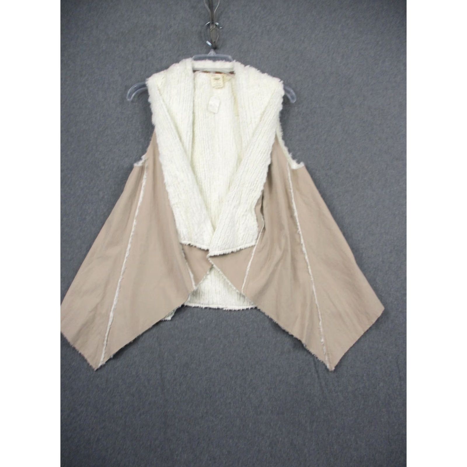 Vintage VINTAGE: NO — Mystree Vest Womens S Beige White Faux Fur Open Front Sleeveless Boho Style Size S / US 4 / IT 40 - 2 Thumbnail
