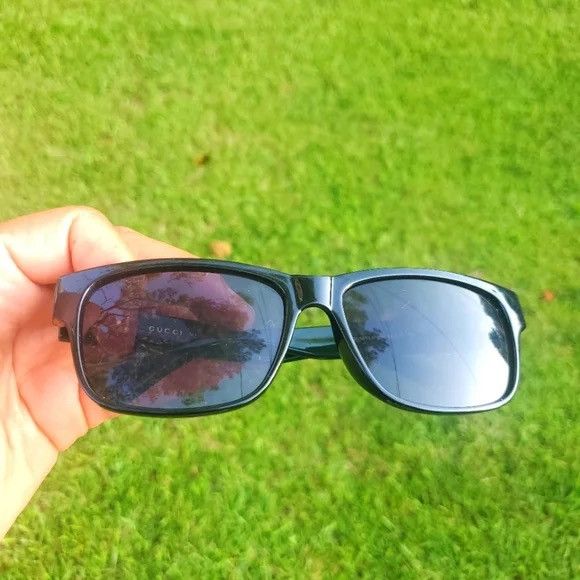Other Grey and Black Rectangular Women's Sunglasses Size ONE SIZE - 2 Thumbnail