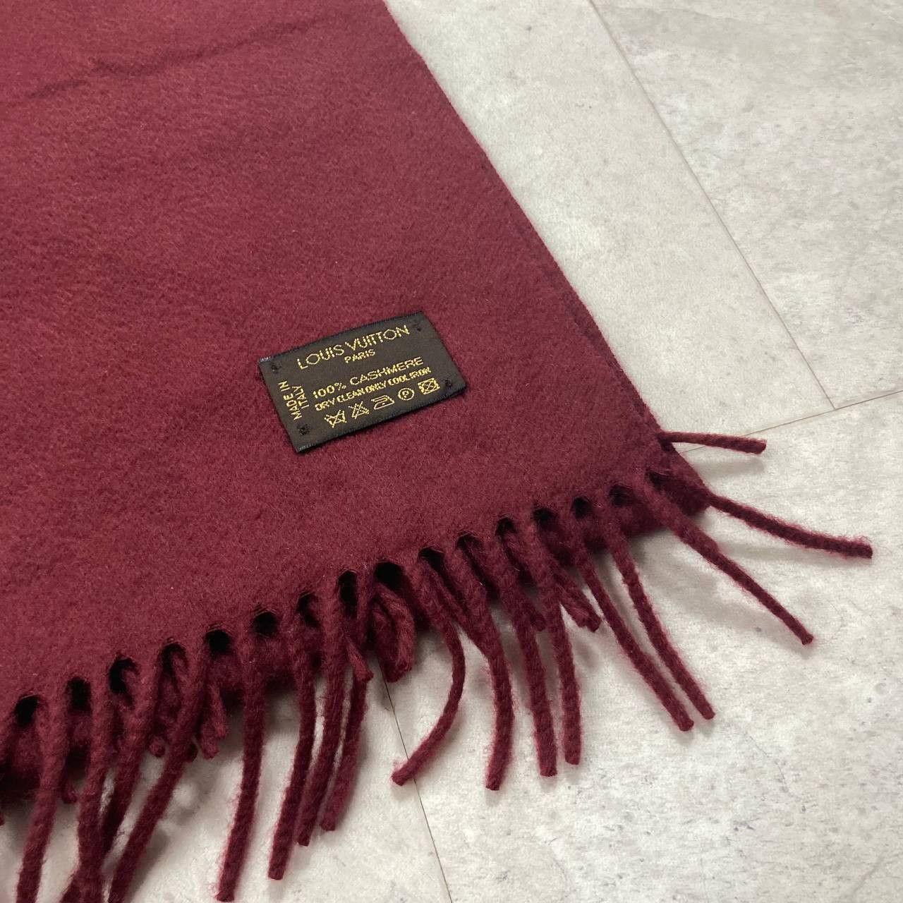 Louis Vuitton Vintage Louis Vuitton LV Cashmere Scarf Size ONE SIZE - 4 Thumbnail
