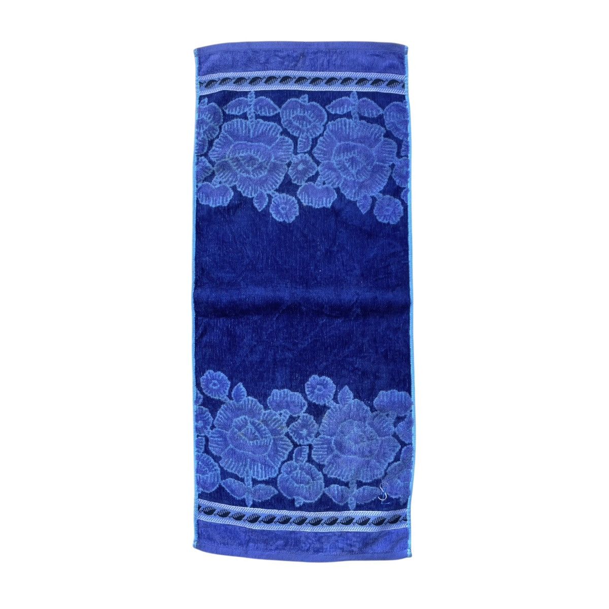 Designer Yves Saint Laurent Paris YSL Floral Designer Face Towel Size ONE SIZE - 1 Thumbnail