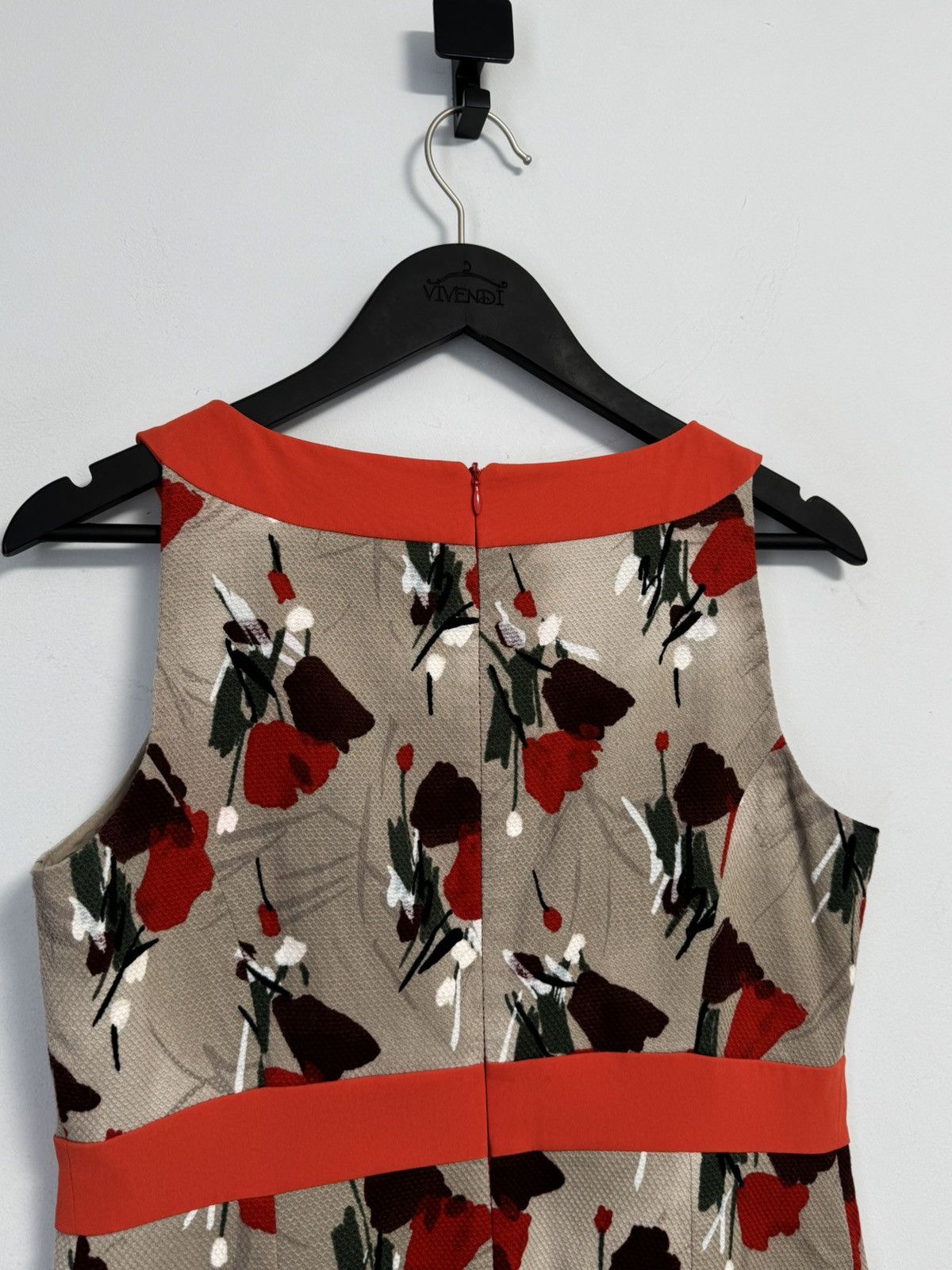 Max Mara Max Mara Sleeveless Floral Dress Beige Red Knee Length Dress Size L / US 10 / IT 46 - 12 Thumbnail