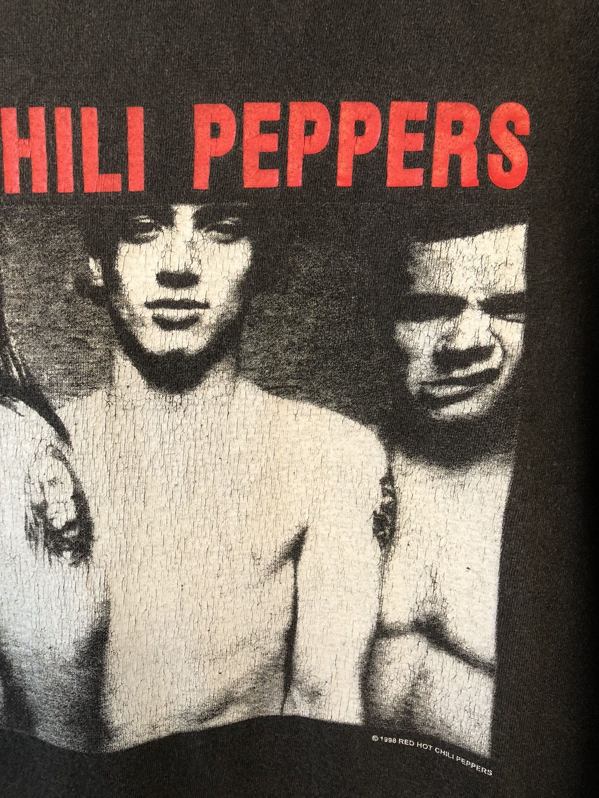Band Tees Vintage 90s Red Hot Chili Peppers LS Band Tee Size US L / EU 52-54 / 3 - 5 Thumbnail