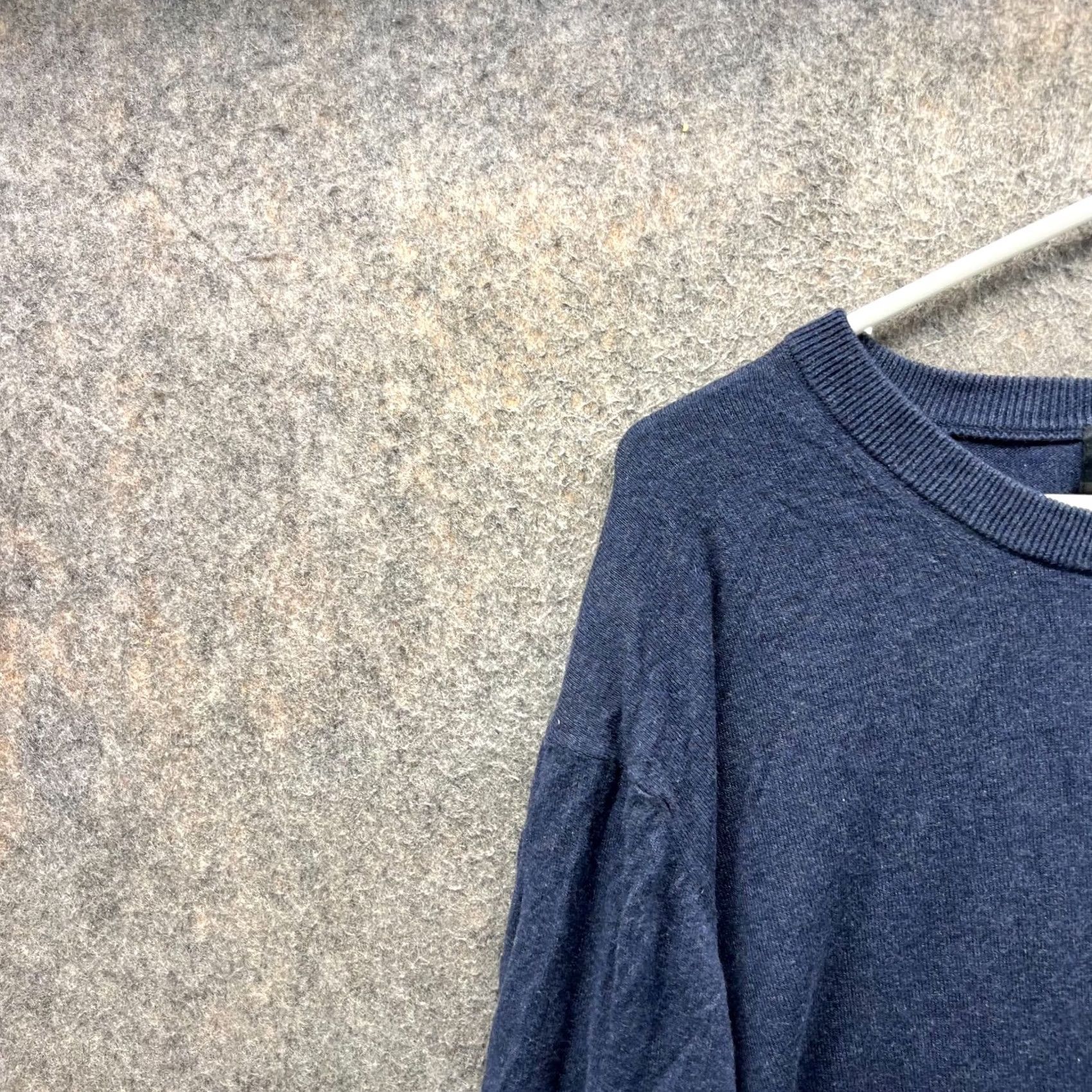 Vintage VINTAGE Greg Norman Sweatshirt Mens XL Navy Blue Long Sleeve Pullover Golf Lightweight Cotton Knit Logo Pushes All Seasons Size US XL / EU 56 / 4 - 7 Thumbnail