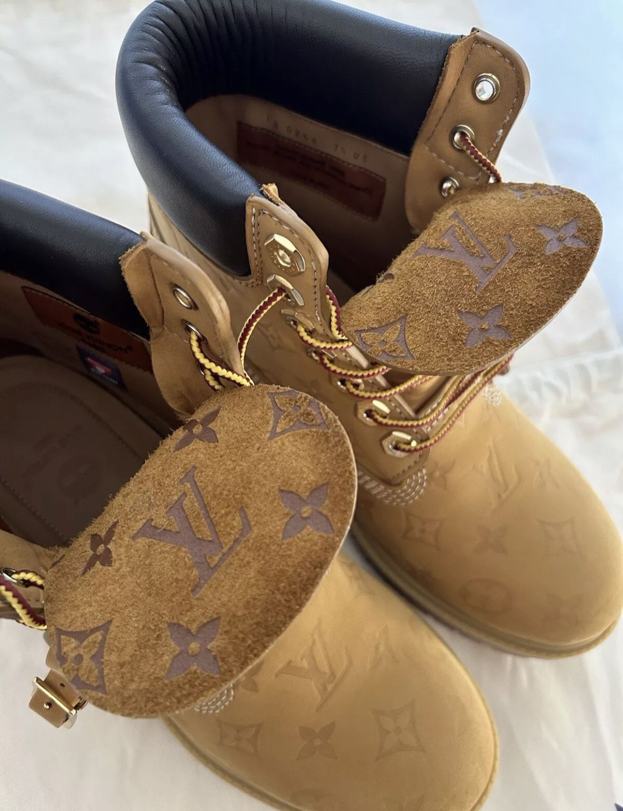 Louis Vuitton × Timberland Louis Vuitton X Timberland Size US 9 / EU 42 - 5 Thumbnail
