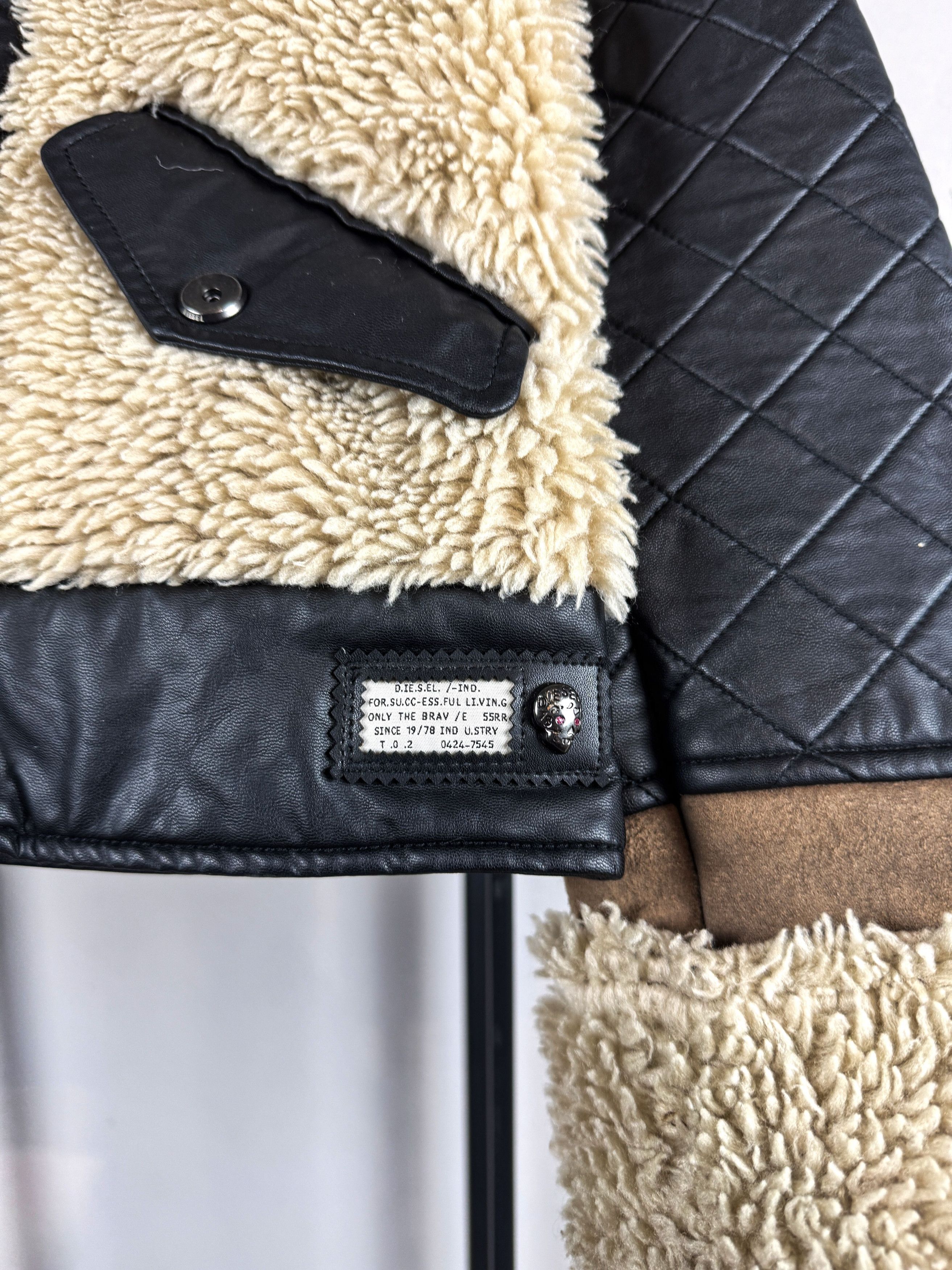 Diesel Vintage Diesel Sherpa Jacket Shearling Style Y2K Streetwear Size US XS / EU 42 / 0 - 8 Thumbnail