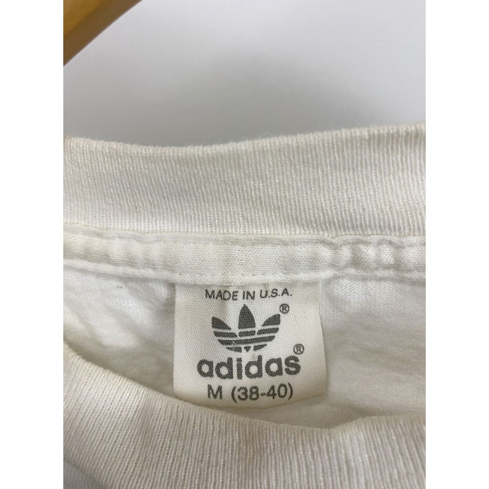 Adidas VTG 80s Adidas Trefoil Colorful Bob Marley Reggae Africa Fulbol T‑Shirt M USA Mens Color White Short Sleeve Regular Size M Size US M / EU 48-50 / 2 - 4 Thumbnail