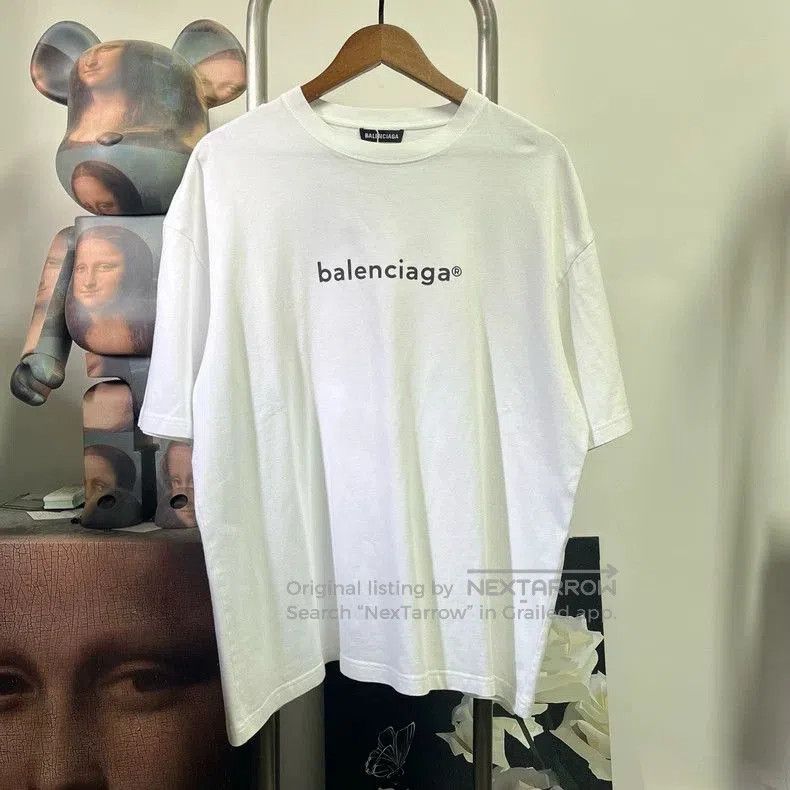 Balenciaga Balenciaga Mailbox Logo Short Sleeve Tee. Size US M / EU 48-50 / 2 - 1 Thumbnail