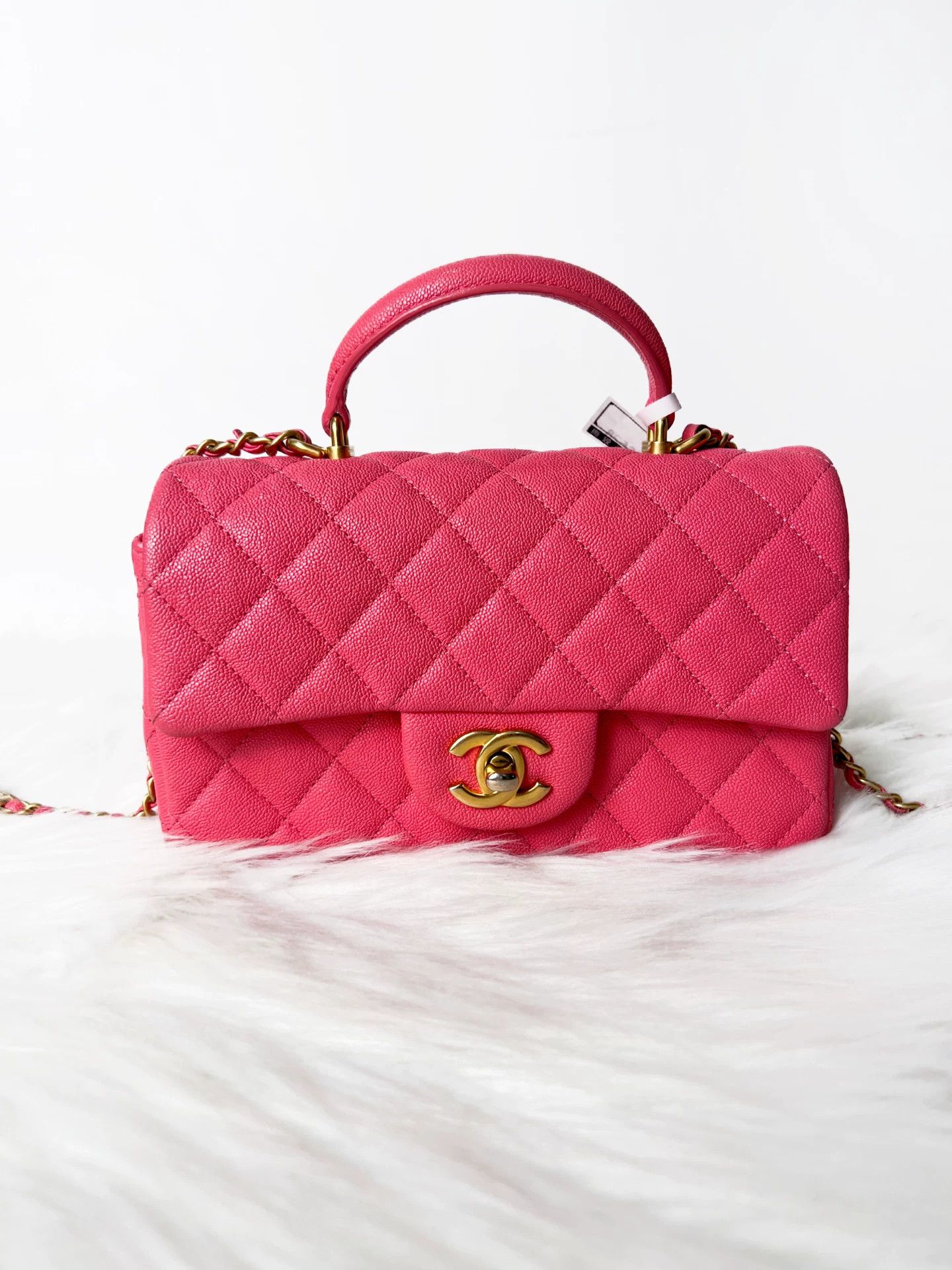 Chanel Pre-loved Bag Very good condition Size ONE SIZE - 1 Thumbnail