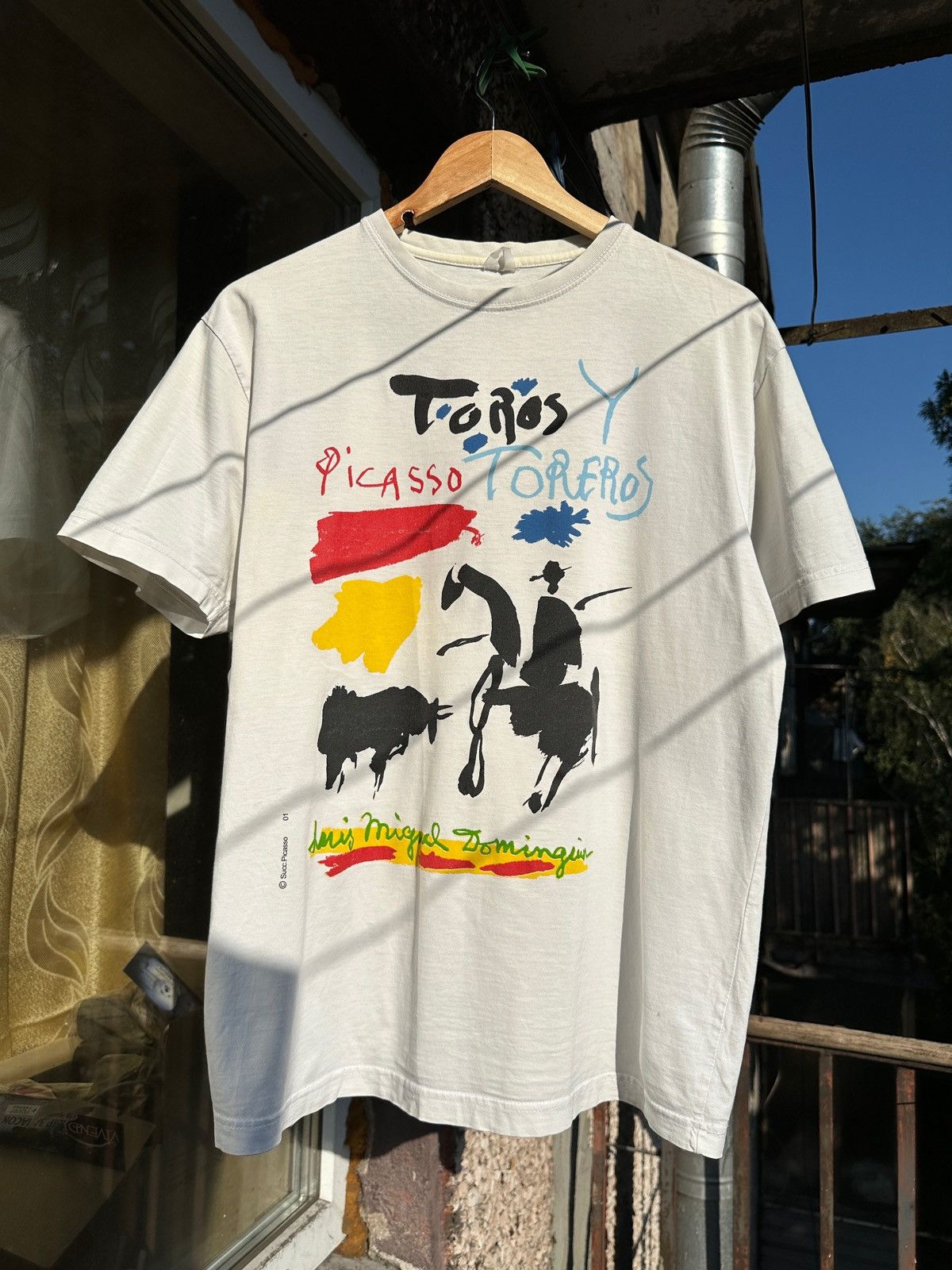 Vintage Vintage Pablo Picasso Toros Y Toreros Art White T-Shirt Size US L / EU 52-54 / 3 - 1 Thumbnail