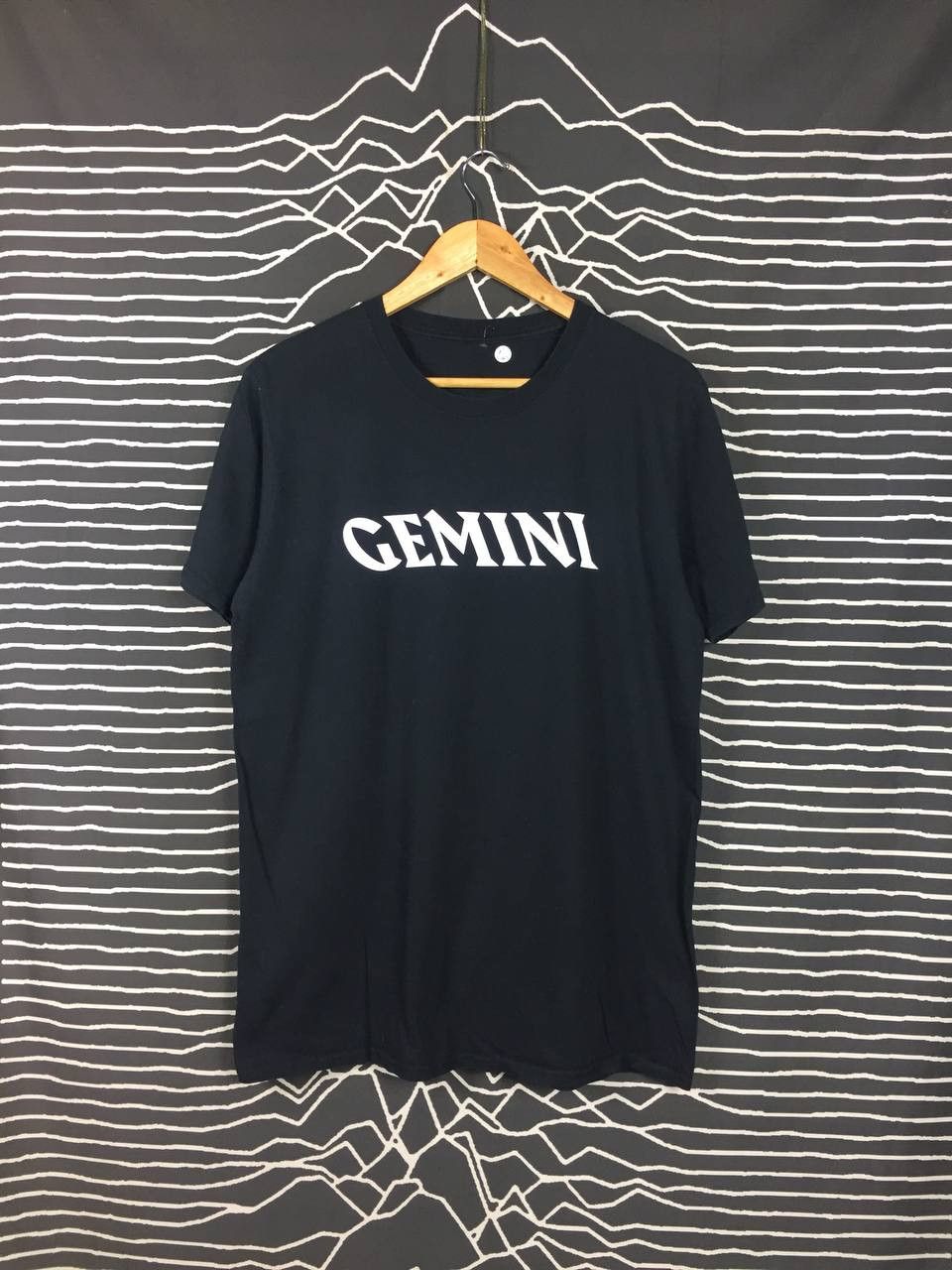 Band Tees × Rap Tees × Vintage Macklemore American Rapper Gemini Studio Album Tee Size US M / EU 48-50 / 2 - 1 Thumbnail