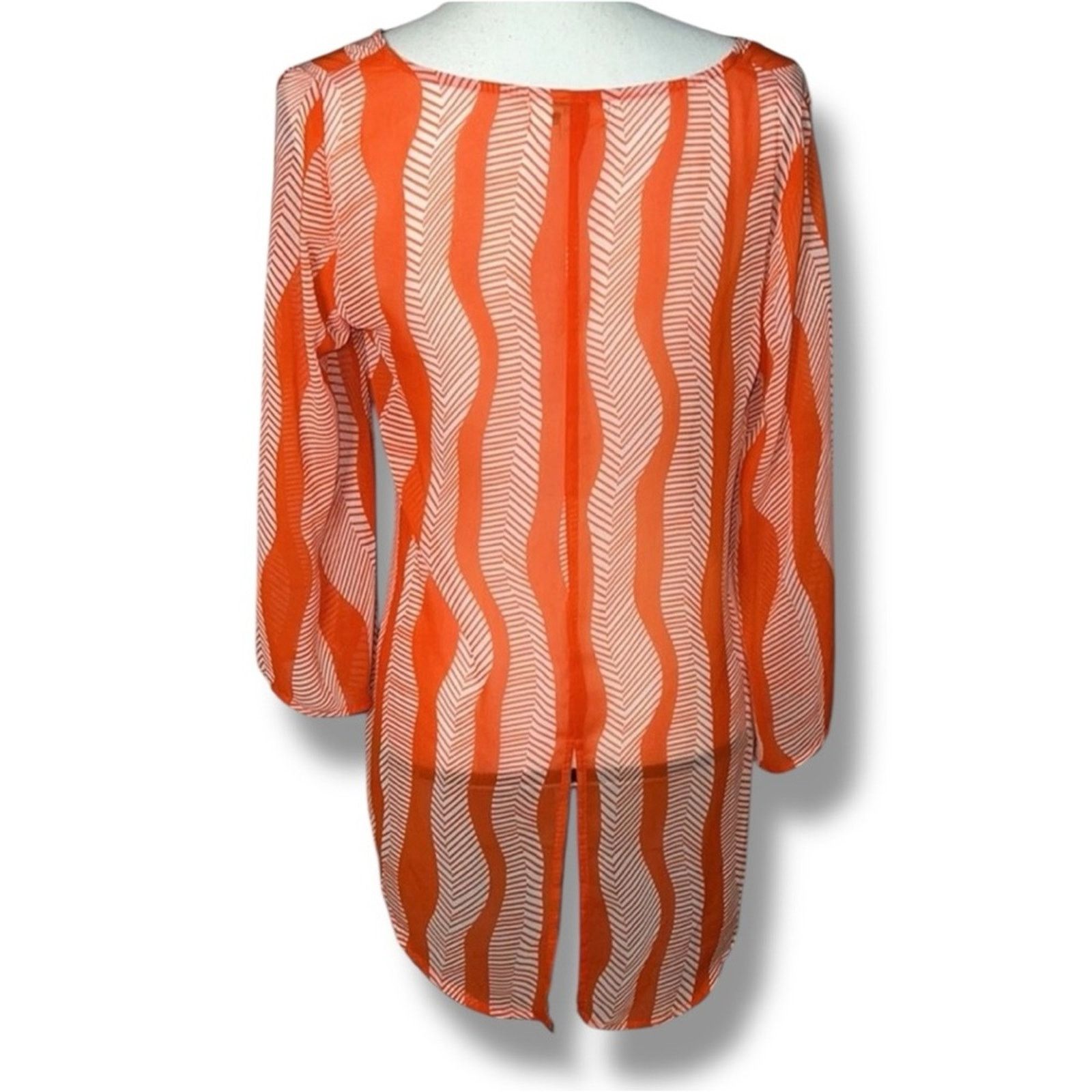 Other Umgee long sleeve sheer high low top with back hemline split Size XL / US 12-14 / IT 48-50 - 3 Thumbnail