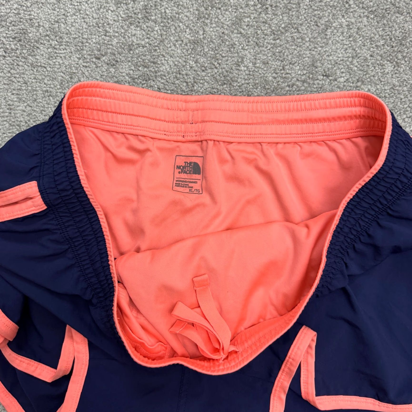 The North Face The North Face Running Activewear Shorts Womens XL Blue Pink Athletic Outdoor Size 40" / US 18 - 6 Thumbnail