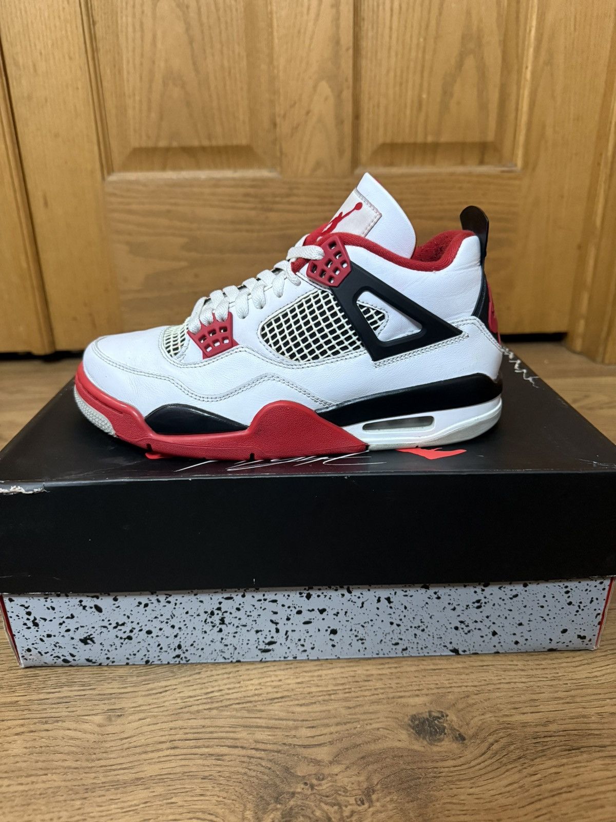 Jordan Brand Air Jordan 4 “Fire red” OG Size 7.5M Size US 7.5 / EU 40-41 - 1 Thumbnail