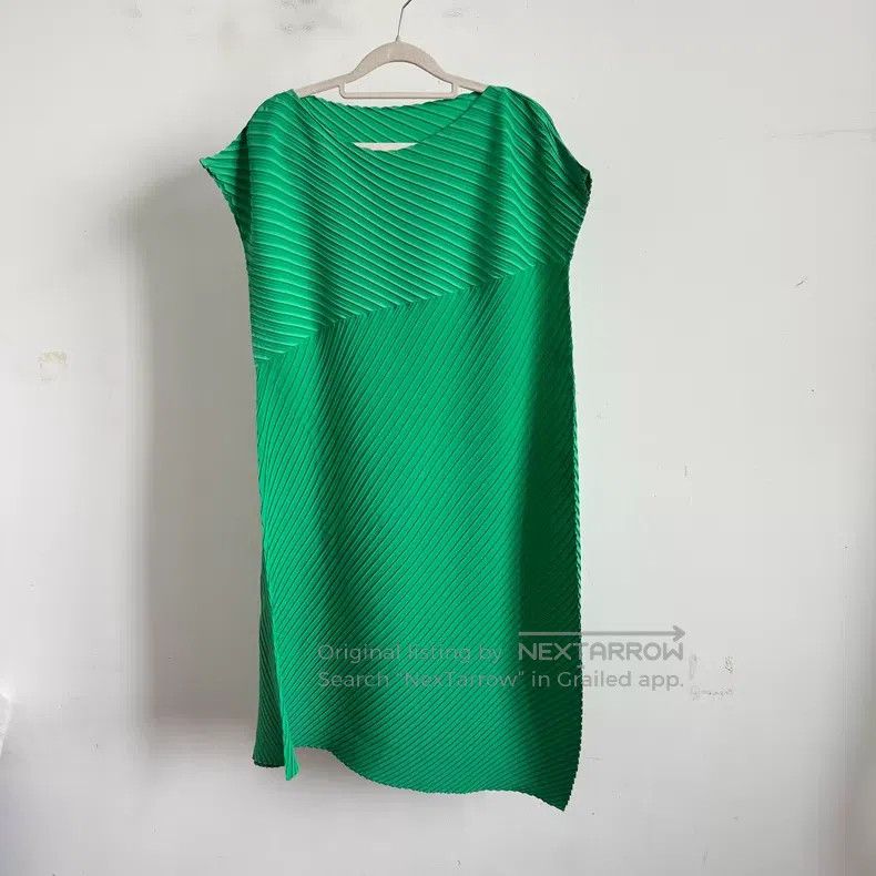 Issey Miyake Issey Miyake Green Dress Size M / US 6-8 / IT 42-44 - 1 Thumbnail