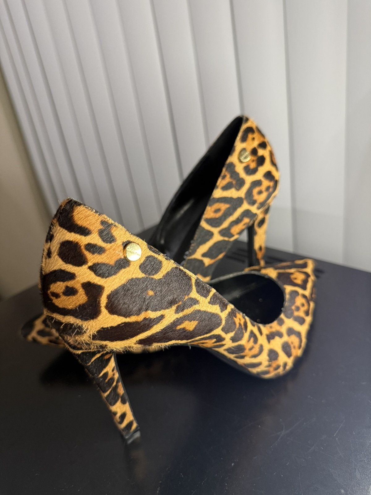 Calvin Klein Calvin Klein Cheetah/Leopard Pumps Size US 8 / IT 38 - 2 Thumbnail
