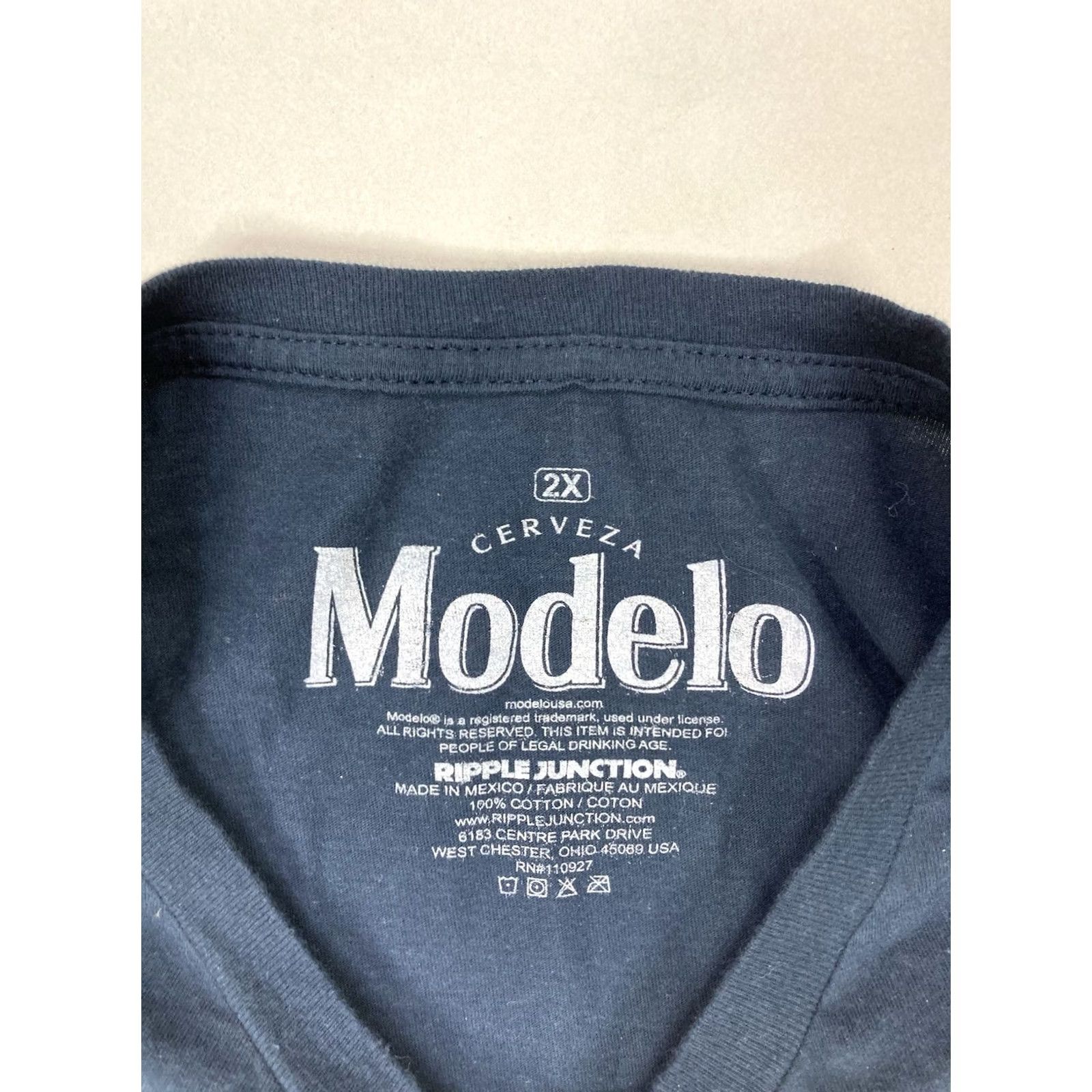 Ripple Junction Modelo Beer Logo Graphic T-shirt Men XXL Blue Short Sleeve Size US XXL / EU 58 / 5 - 4 Thumbnail