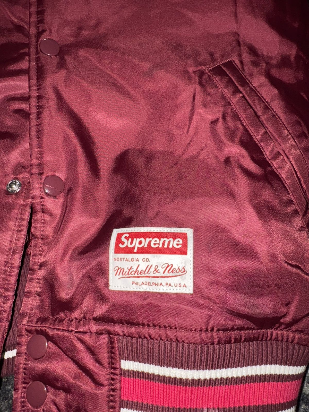 Mitchell & Ness × Supreme Supreme Mitchell & Ness Camo Logo Varsity Jacket Burgundy Size US L / EU 52-54 / 3 - 2 Thumbnail