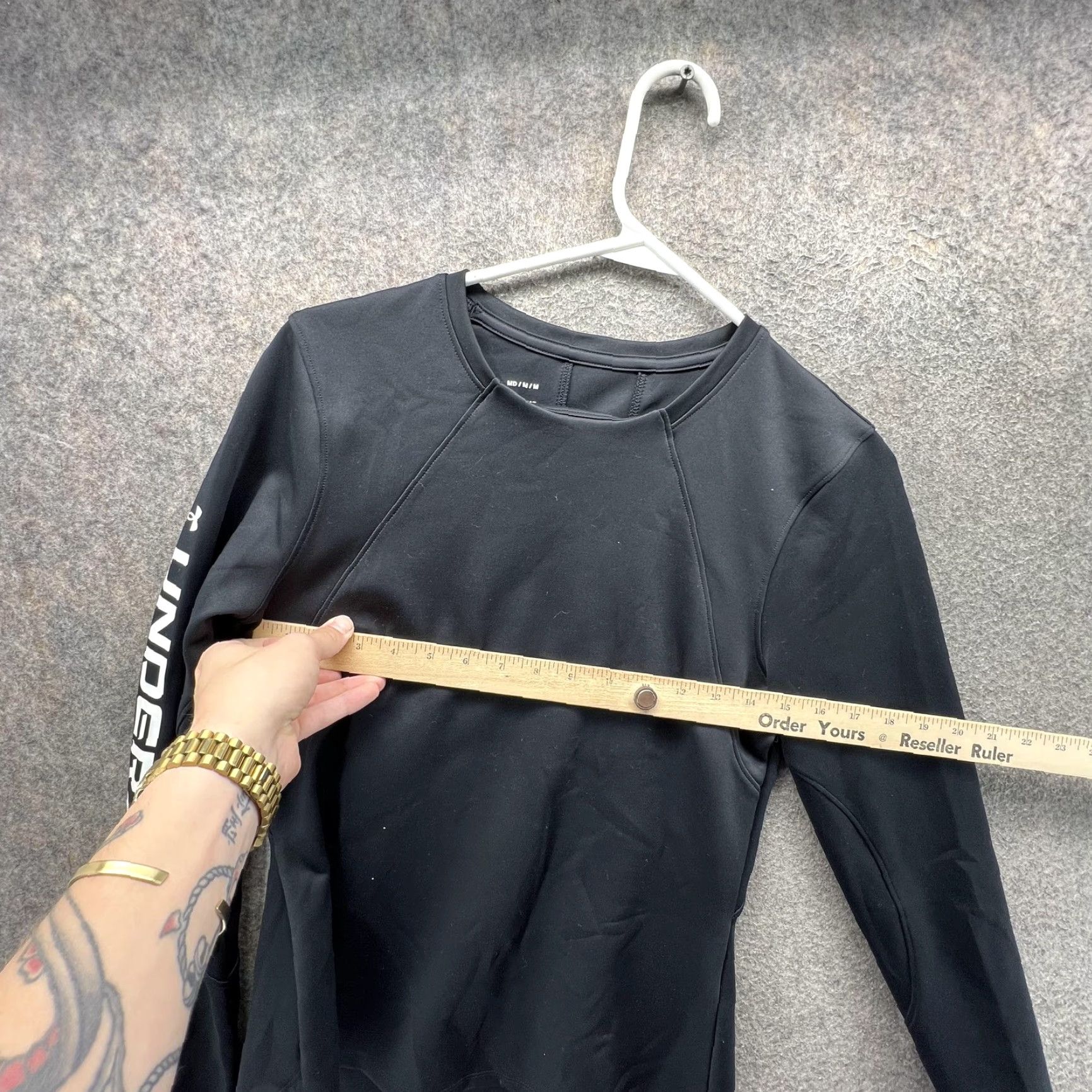 Under Armour Under Armour Shirt Womens Medium Black ColdGear Long Sleeve Athletic Thermal Top Size M / US 6-8 / IT 42-44 - 6 Thumbnail