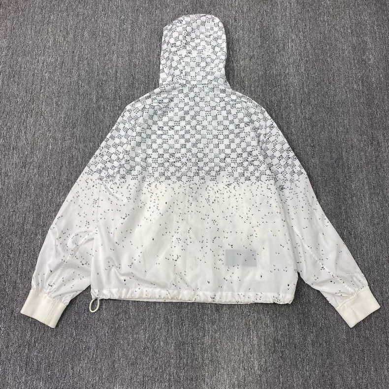Louis Vuitton Gradient Printed Jacket with Hood-2506 Size US L / EU 52-54 / 3 - 2 Thumbnail