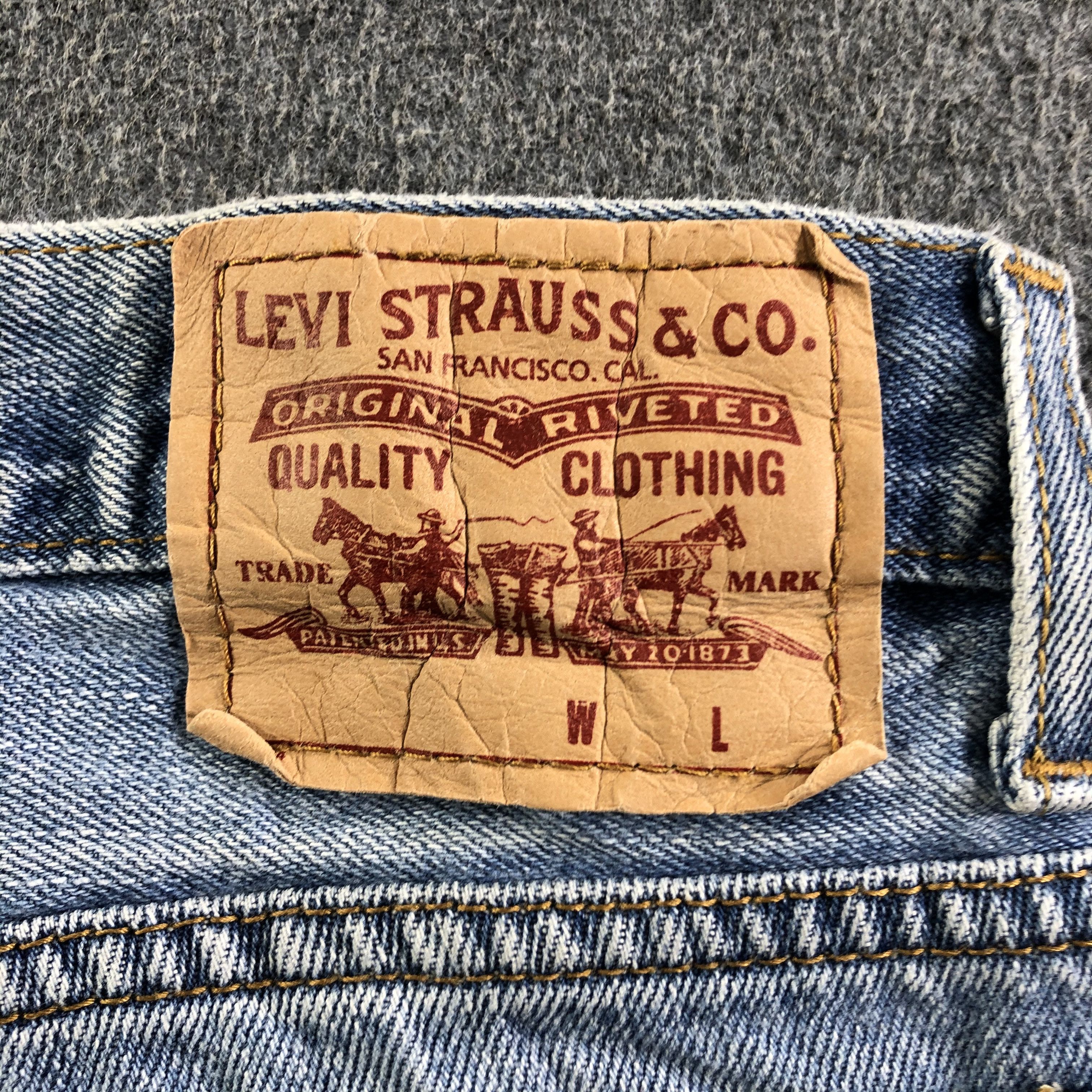 Levi's Vintage Blue Wash Levis Jeans-J3518 Size US 31 - 5 Thumbnail